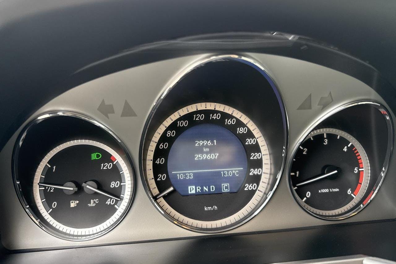 Mercedes GLK 320 CDI (224hk) - 25 961 mil - Automat - svart - 2009