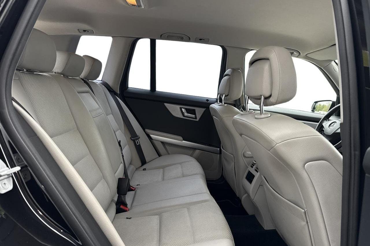Mercedes GLK 320 CDI (224hk) - 25 961 mil - Automat - svart - 2009