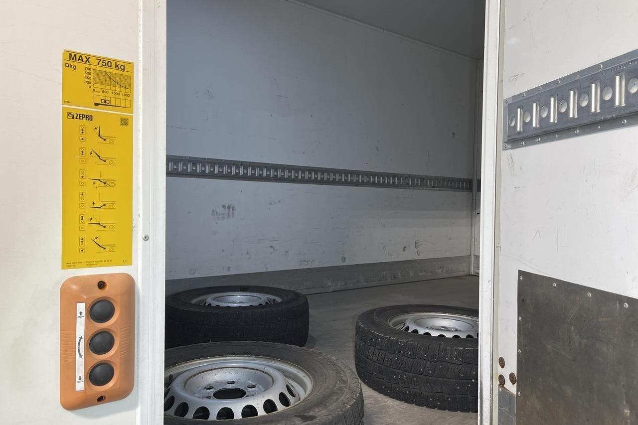Mercedes Sprinter 316 CDI Volymskåp RWD (163hk) - 30 401 mil - Automat - vit - 2019