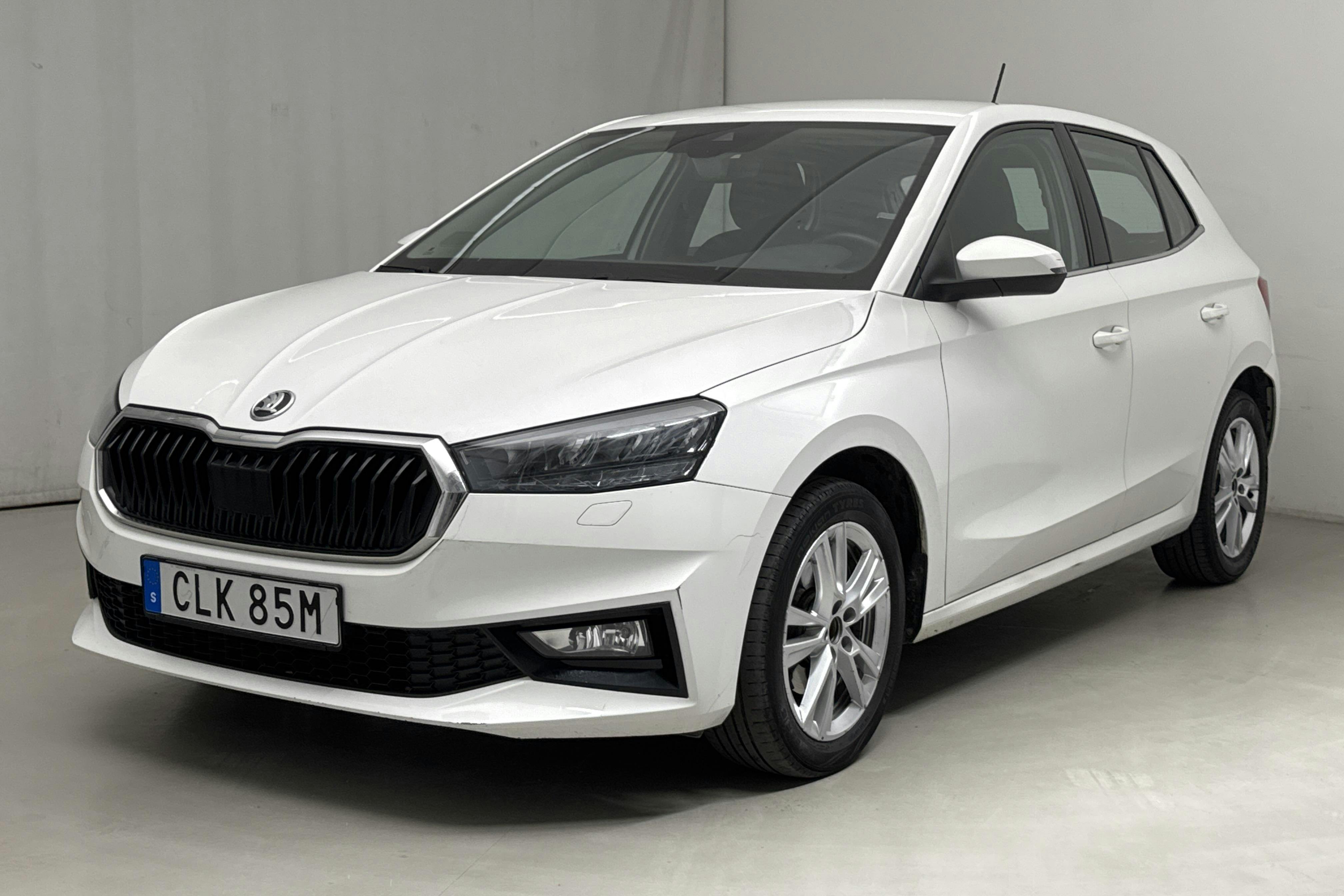 Skoda Fabia 1.0 TSI (110hk) - 12 355 mil - Automat - vit - 2022
