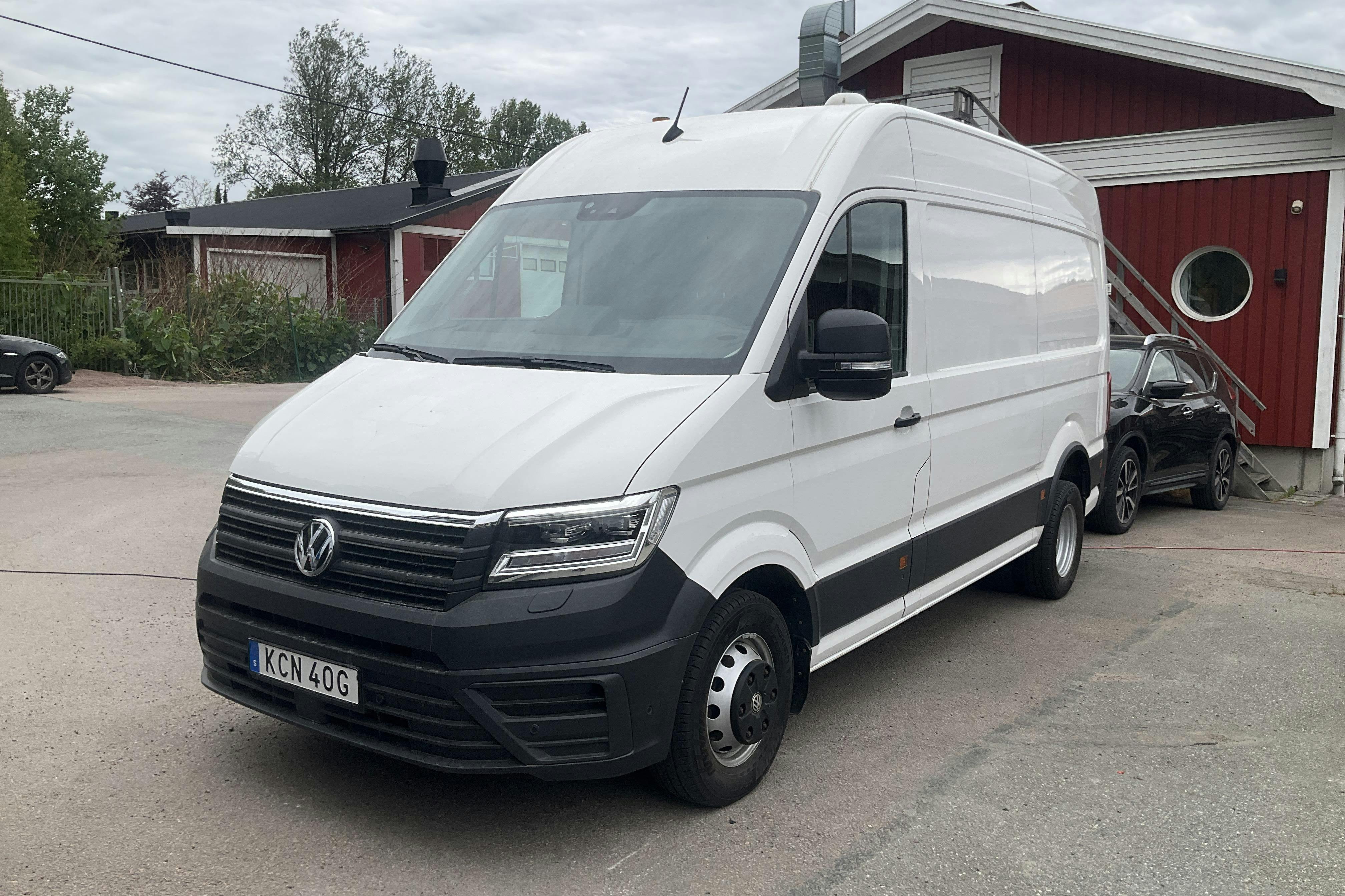 VW CRAFTER - 52 730 km - Manual - white - 2019