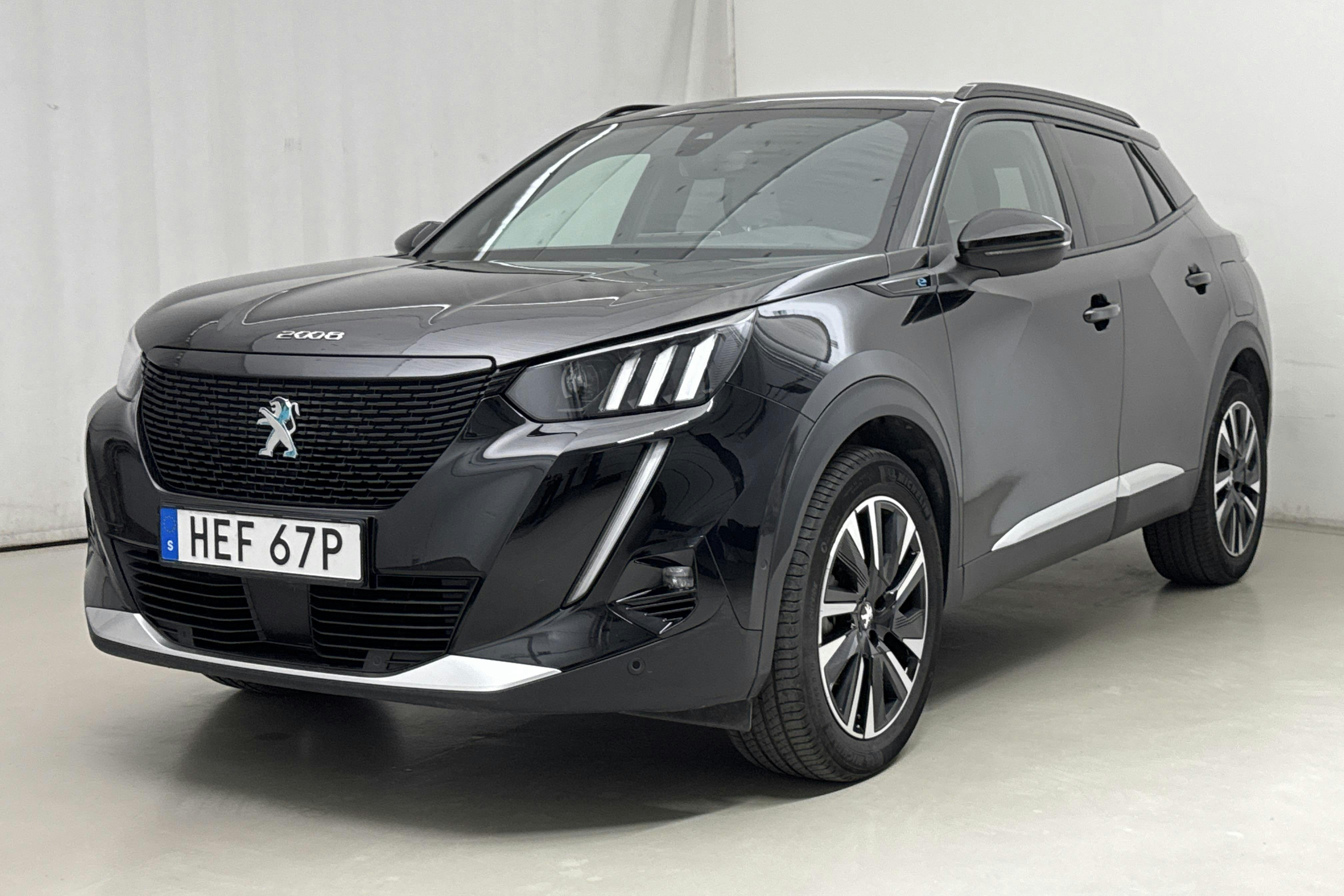 Peugeot e-2008 50 kWh (136hk) - 2 413 mil - Automat - svart - 2021