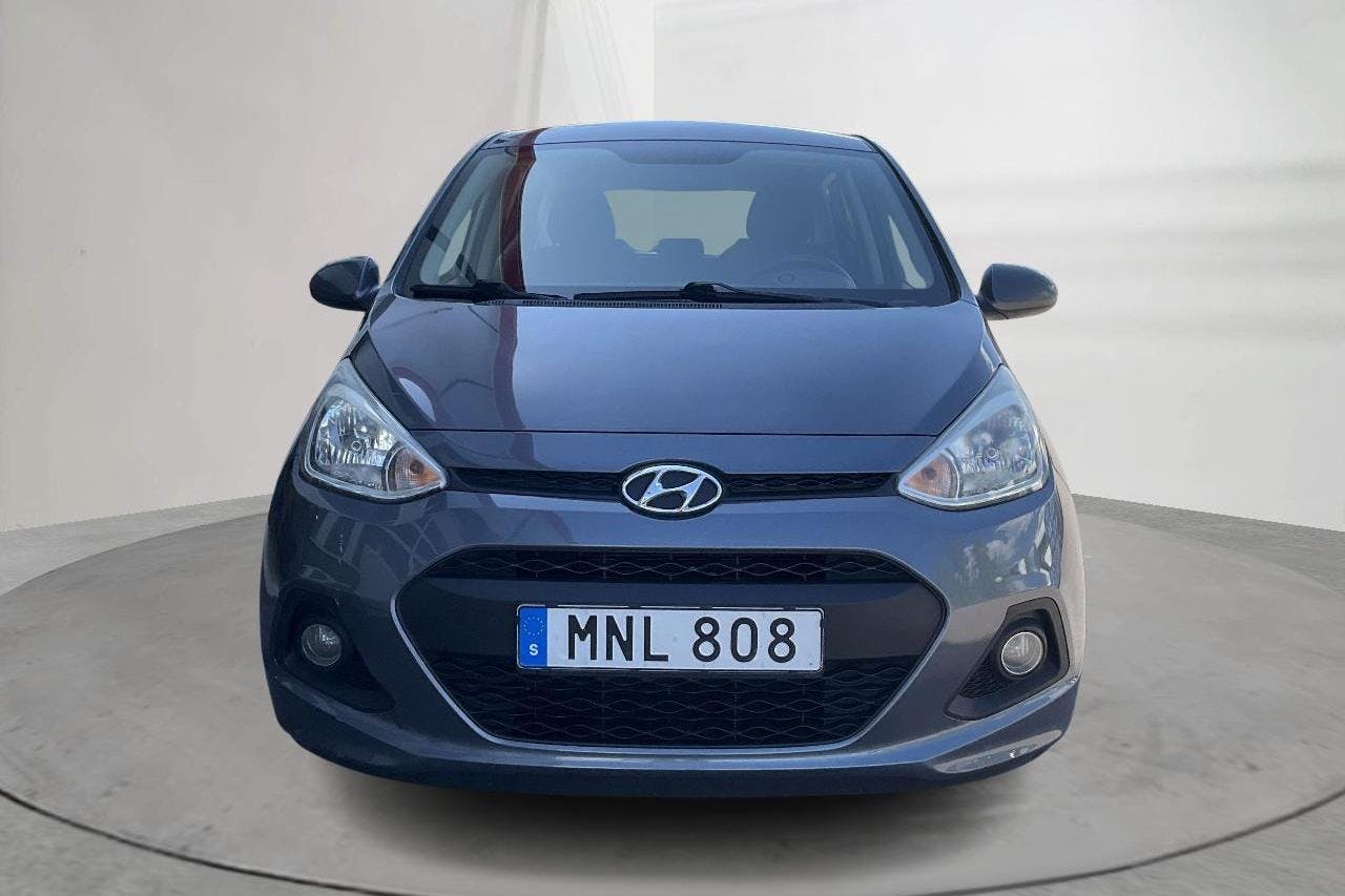 Hyundai i10 1.0 (66hk) - 10 464 mil - Manuell - Dark Grey - 2015