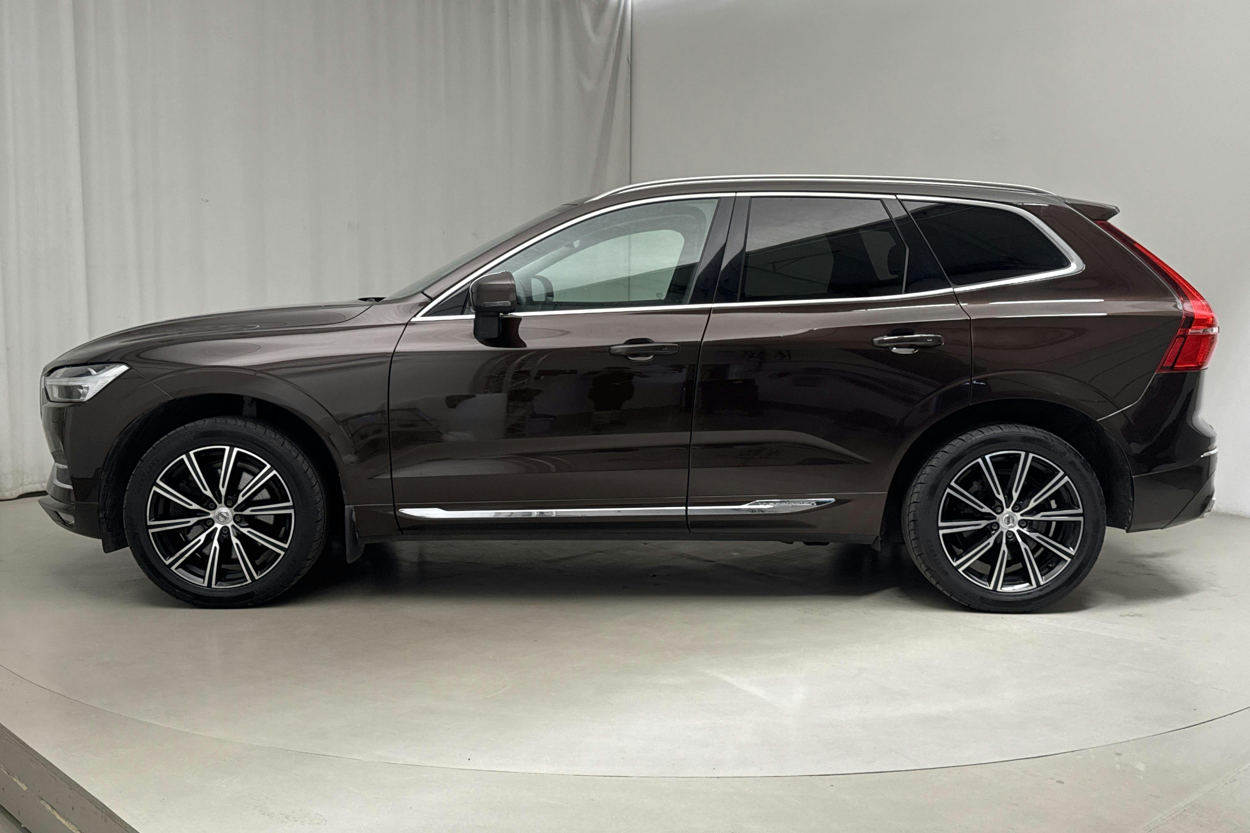 Volvo XC60 D4 AWD (190hk) - 10 735 mil - Automat - Dark Brown - 2019