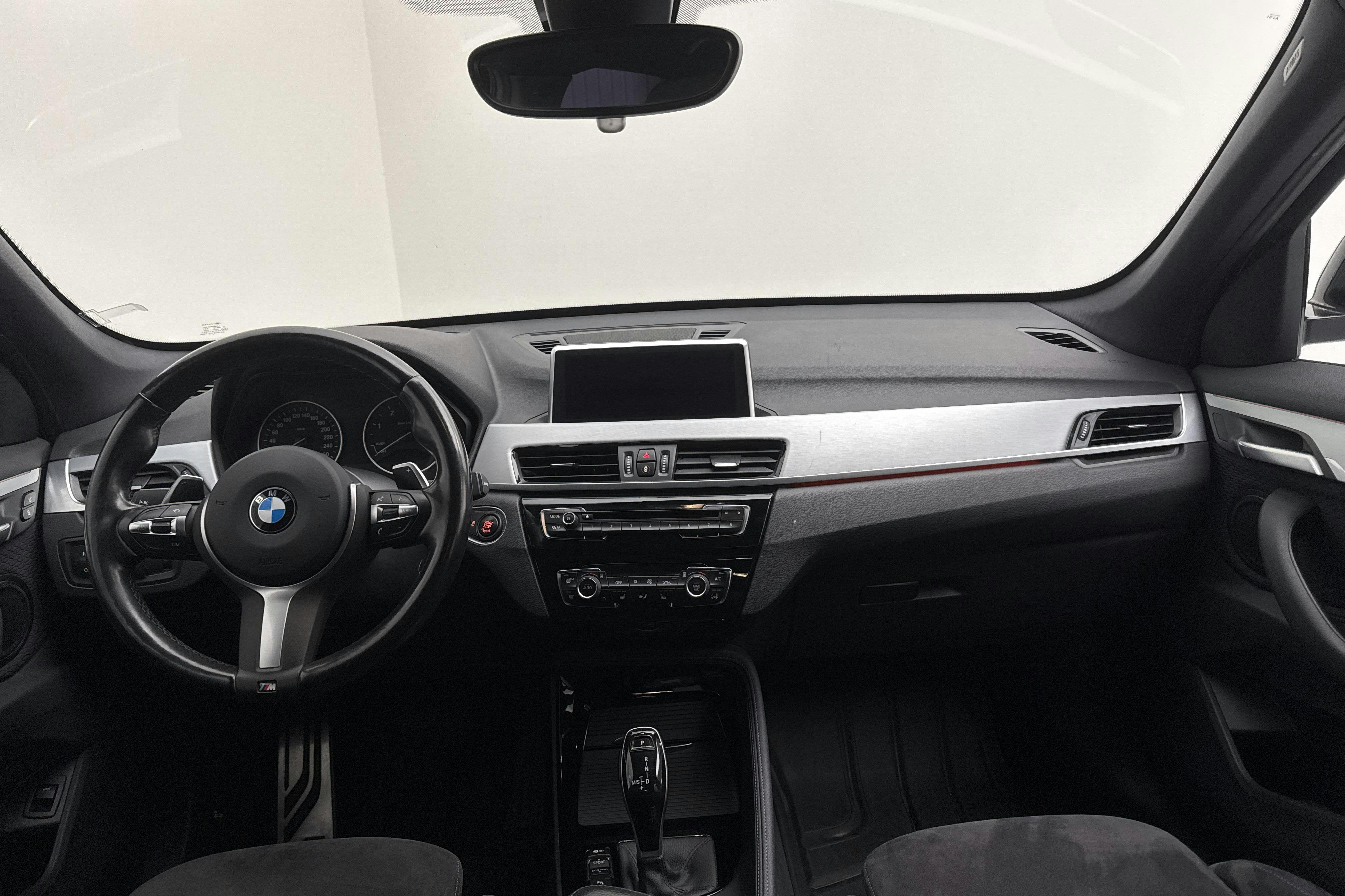 BMW X1 xDrive20d, F48 (190hk) - 15 591 mil - Automat - silver - 2018