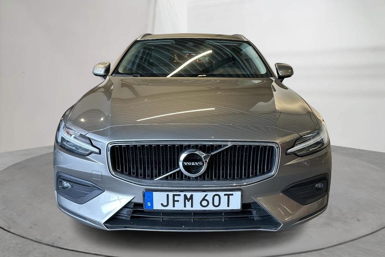 Volvo V60 D4 (190hk) - 14 957 mil - Automat - grå - 2021