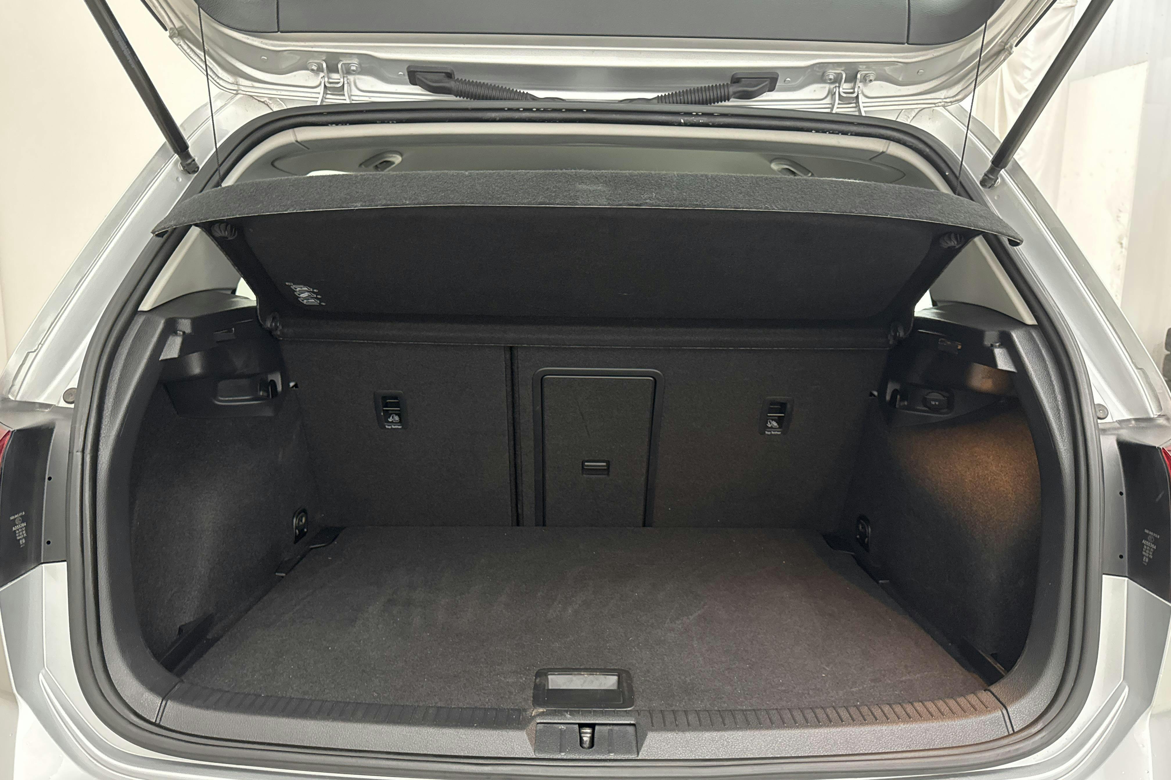 VW Golf VII 1.0 TSI 5dr (110hk) - 8 243 mil - Manuell - silver - 2018