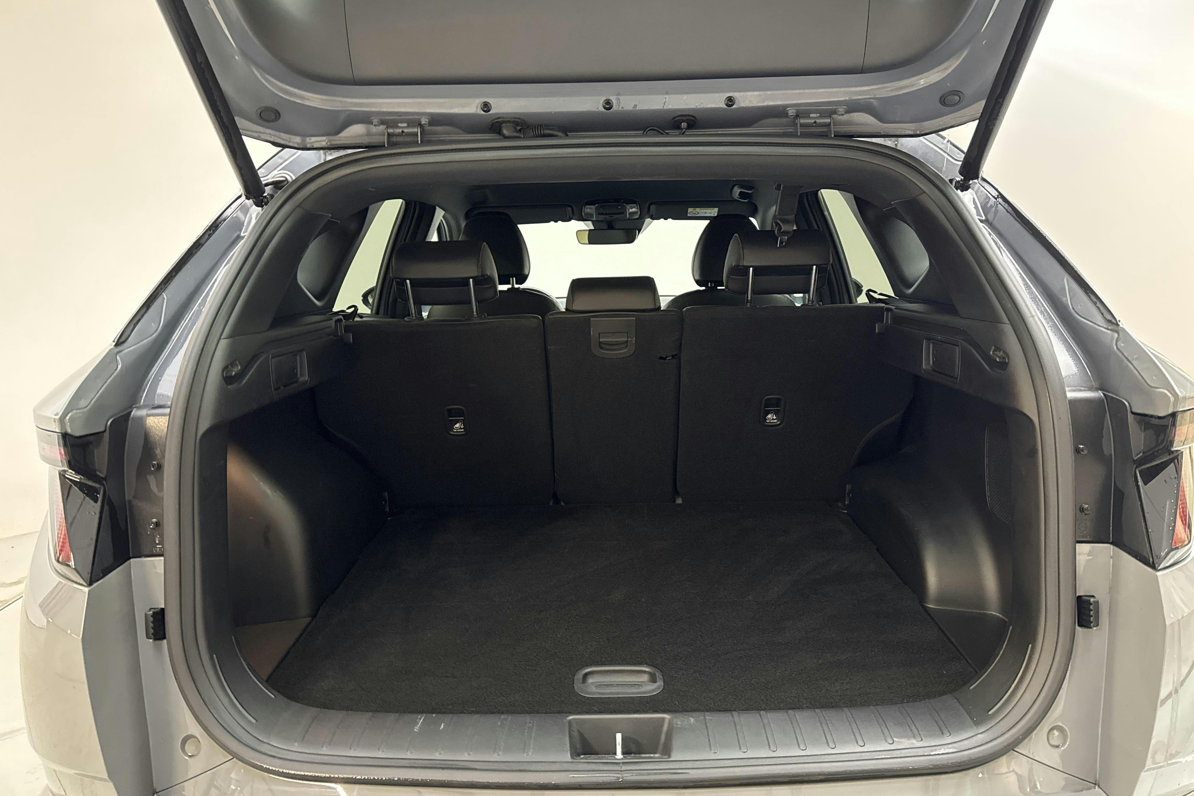 Hyundai Tucson 1.6 GDI Hybrid 4WD (230hk) - 3 414 mil - Automat - grå - 2022
