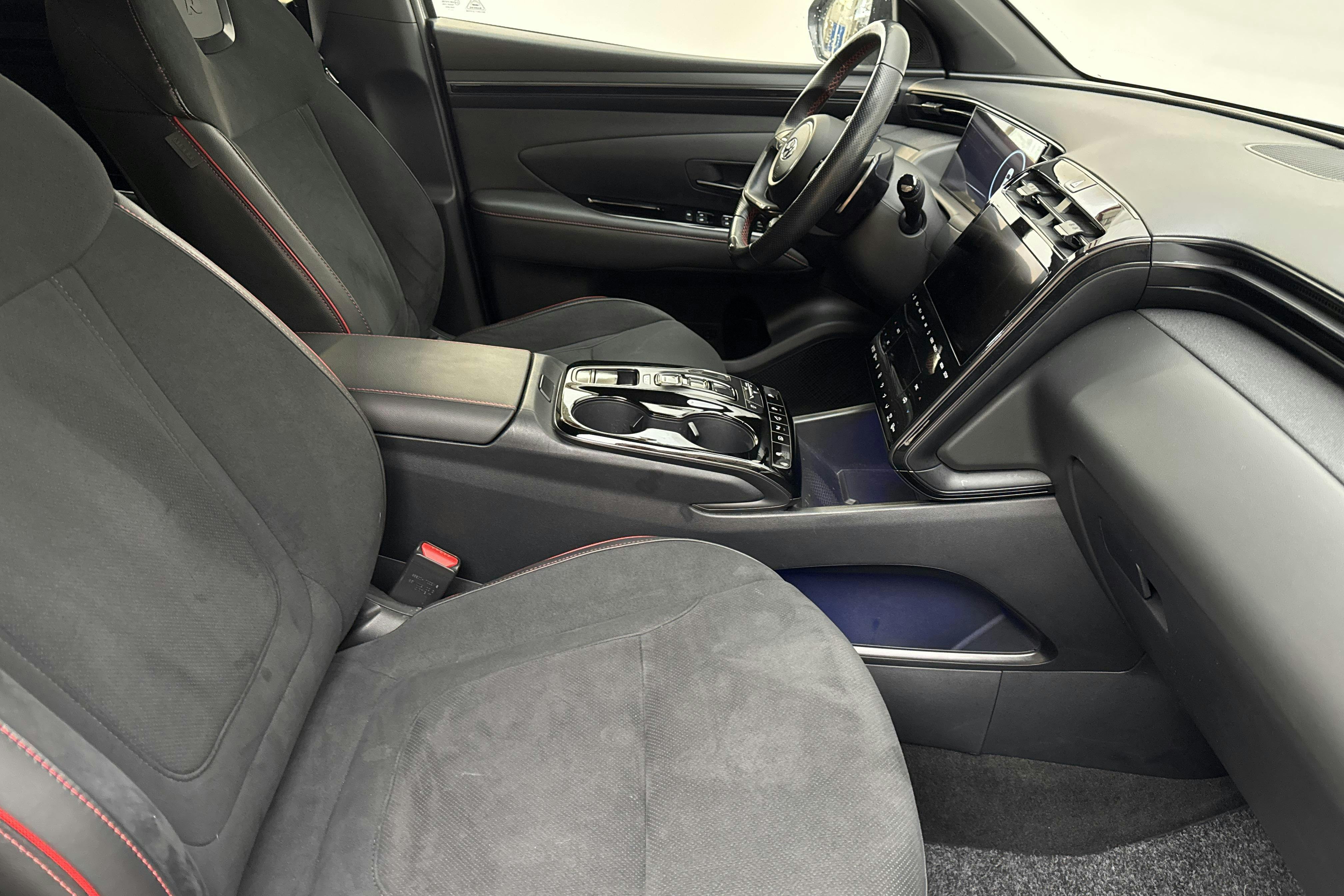 Hyundai Tucson 1.6 GDI Hybrid 4WD (230hk) - 3 414 mil - Automat - grå - 2022