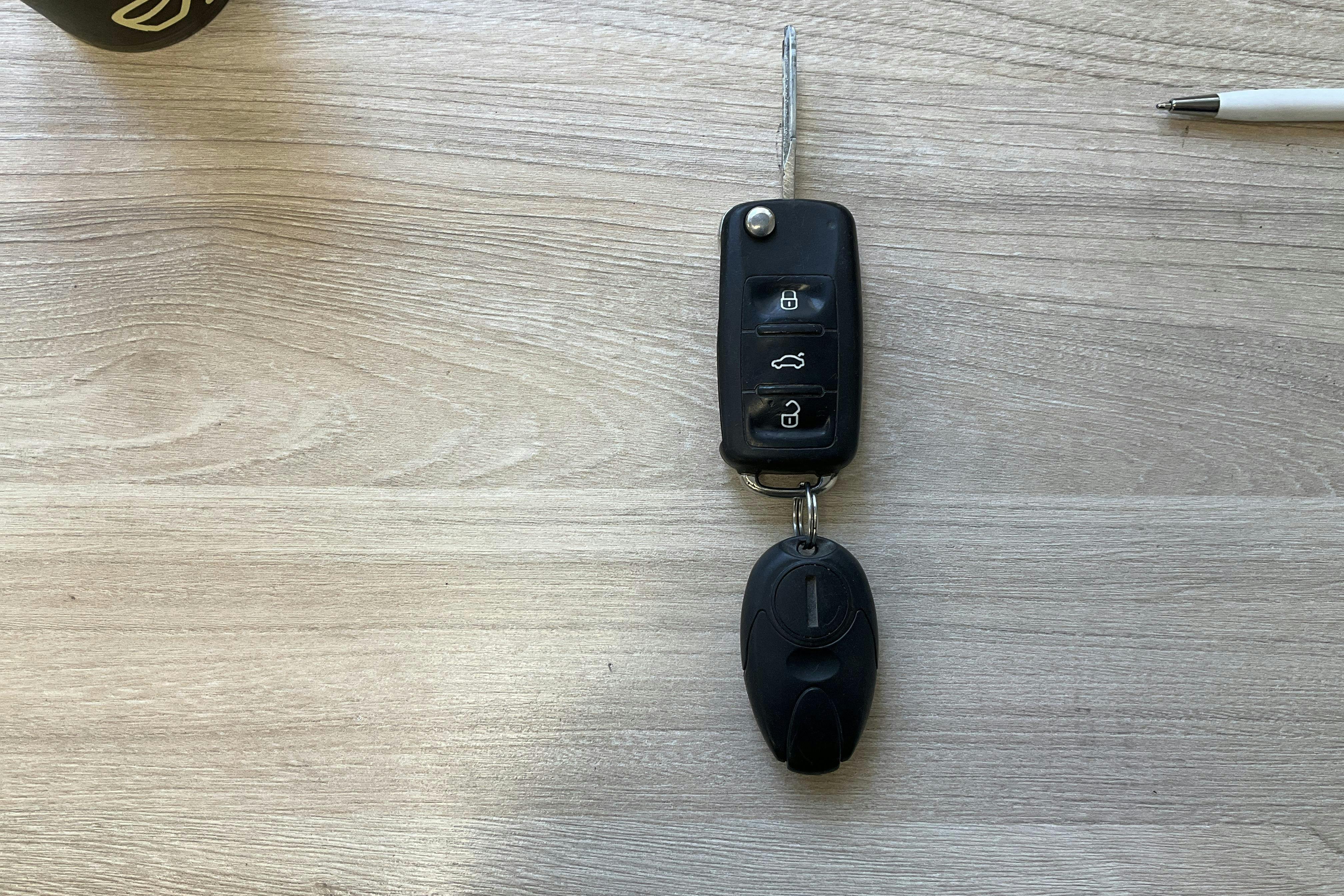 VW Caddy 2.0 TDI Maxi Skåp (102hk) - 13 338 mil - Manuell - vit - 2016