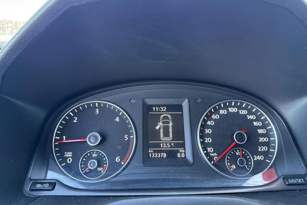 VW Caddy 2.0 TDI Maxi Skåp (102hk) - 13 338 mil - Manuell - vit - 2016