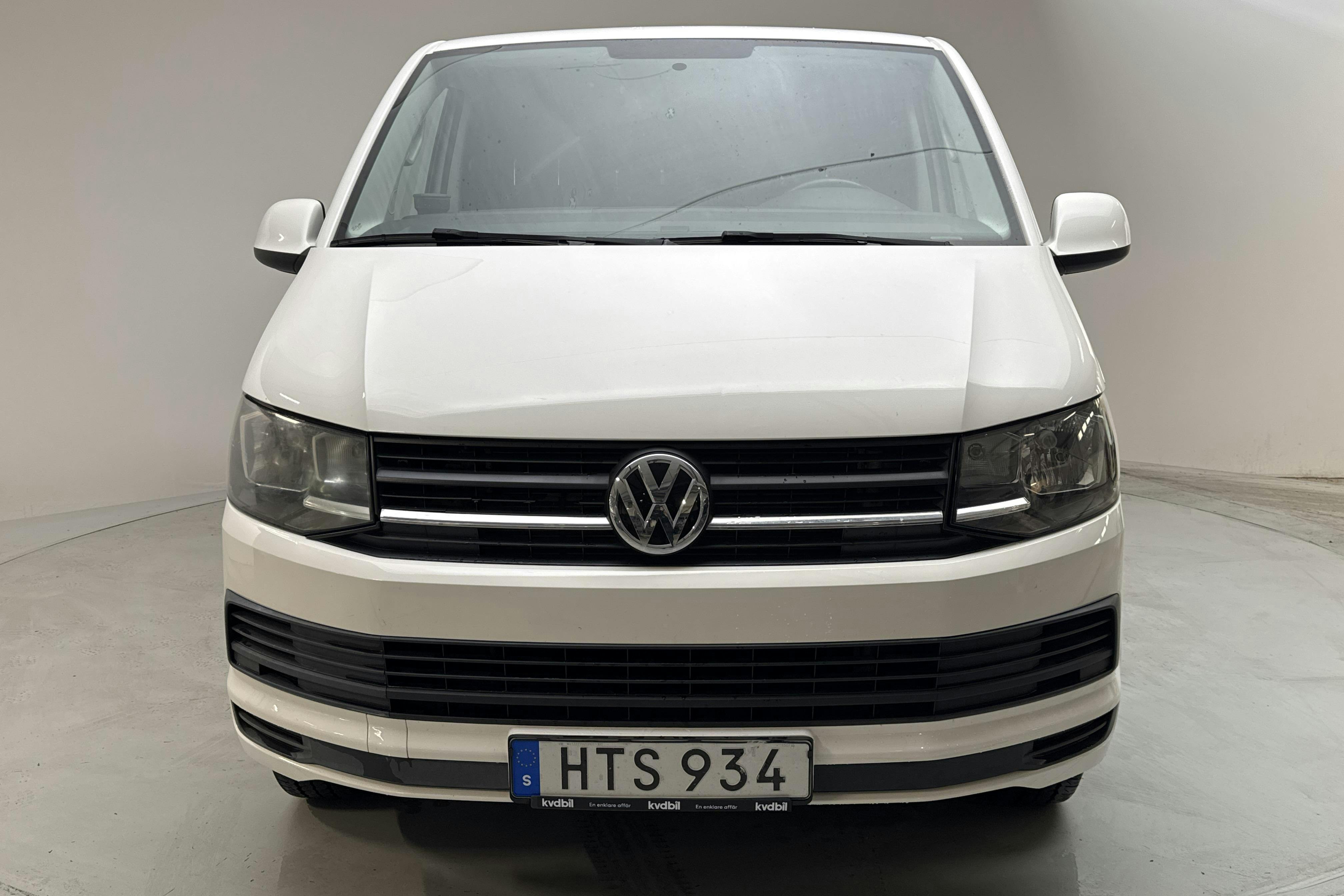 VW Transporter T6 2.0 TDI BMT Skåp (140hk) - 18 606 mil - Automat - vit - 2016