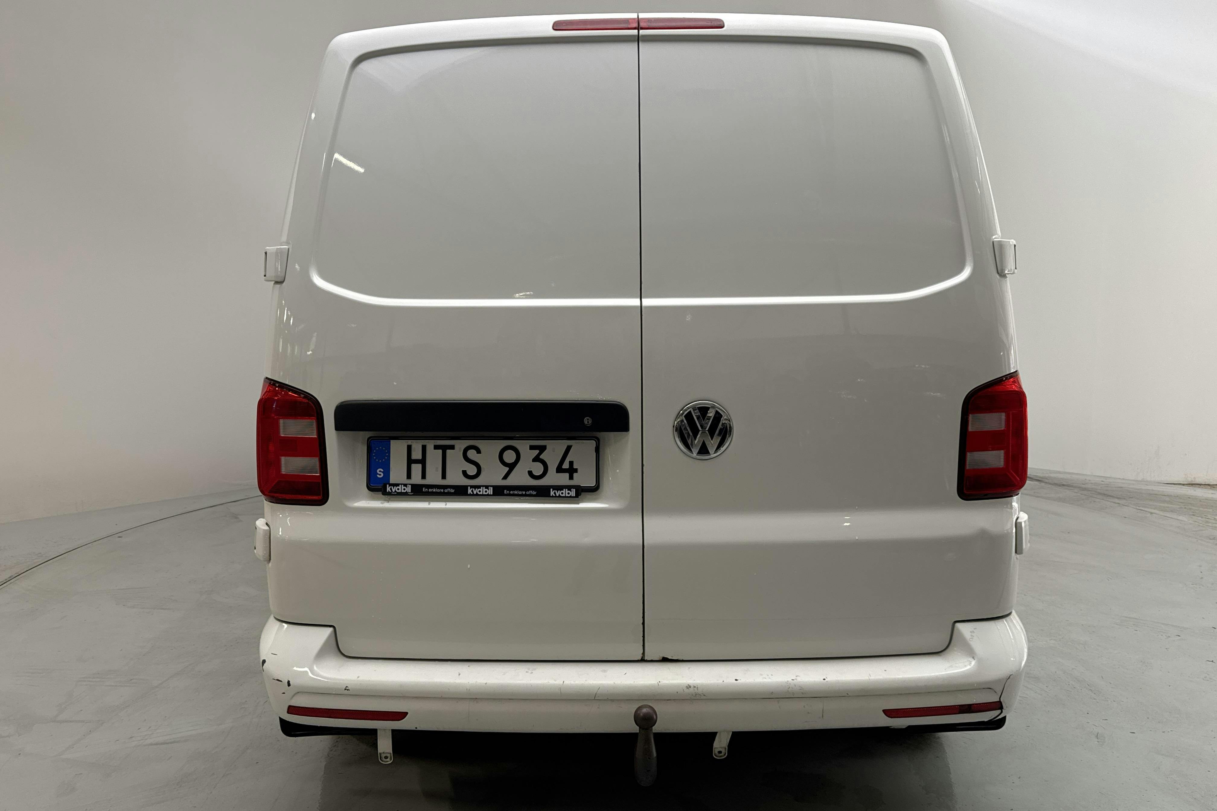 VW Transporter T6 2.0 TDI BMT Skåp (140hk) - 18 606 mil - Automat - vit - 2016