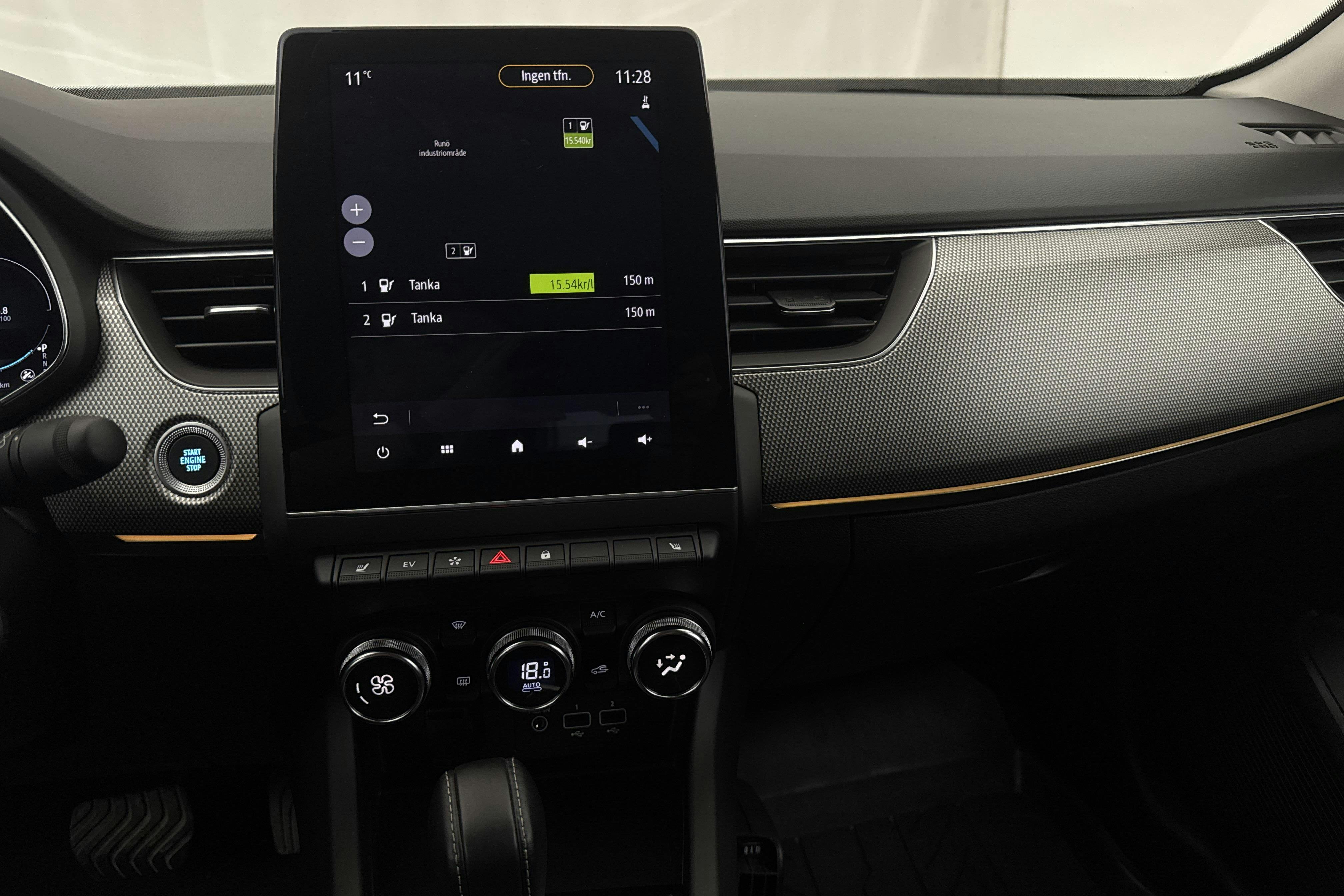 Renault Arkana E-tech (145hk) - 3 249 mil - Automat - svart - 2022