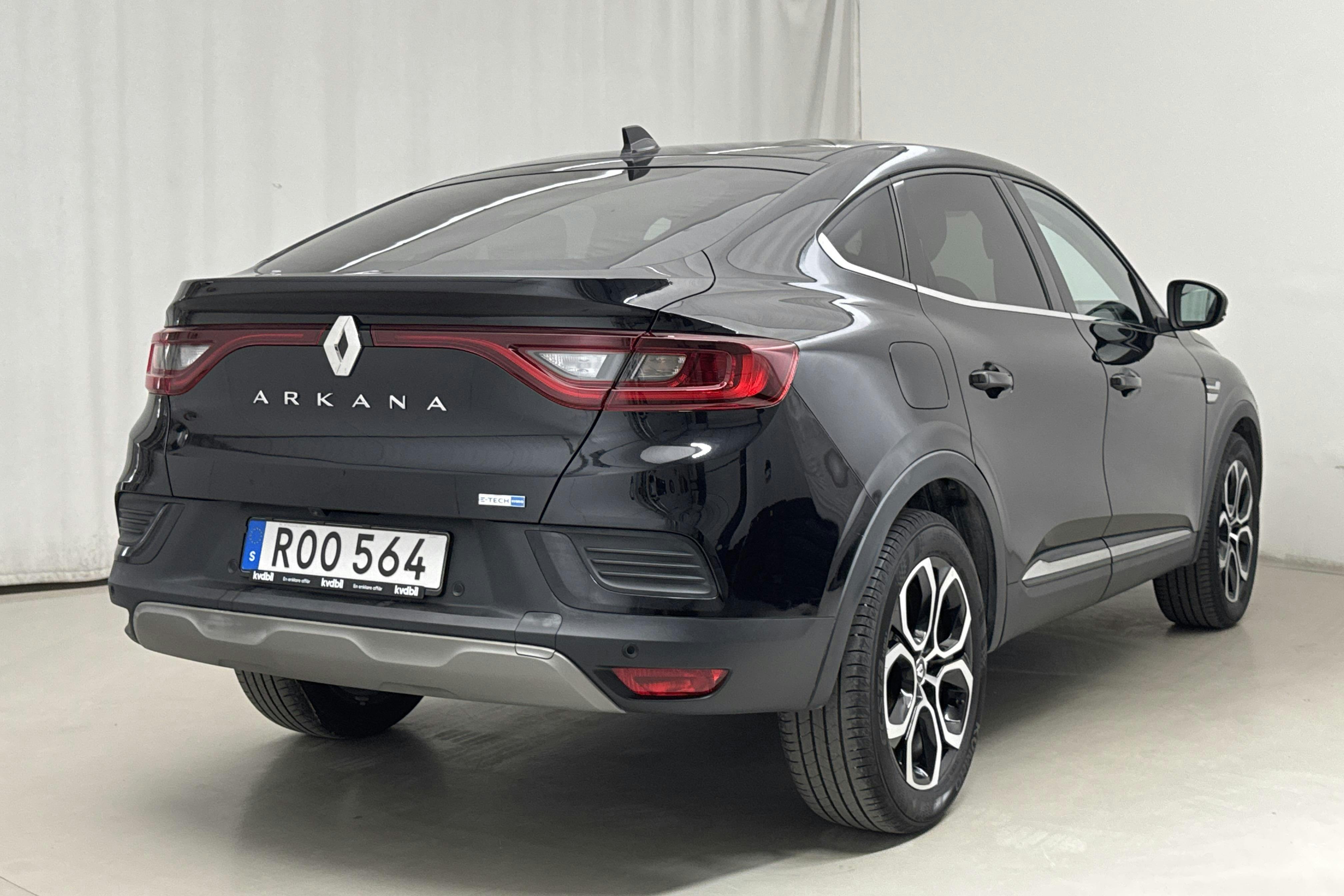 Renault Arkana E-tech (145hk) - 3 249 mil - Automat - svart - 2022
