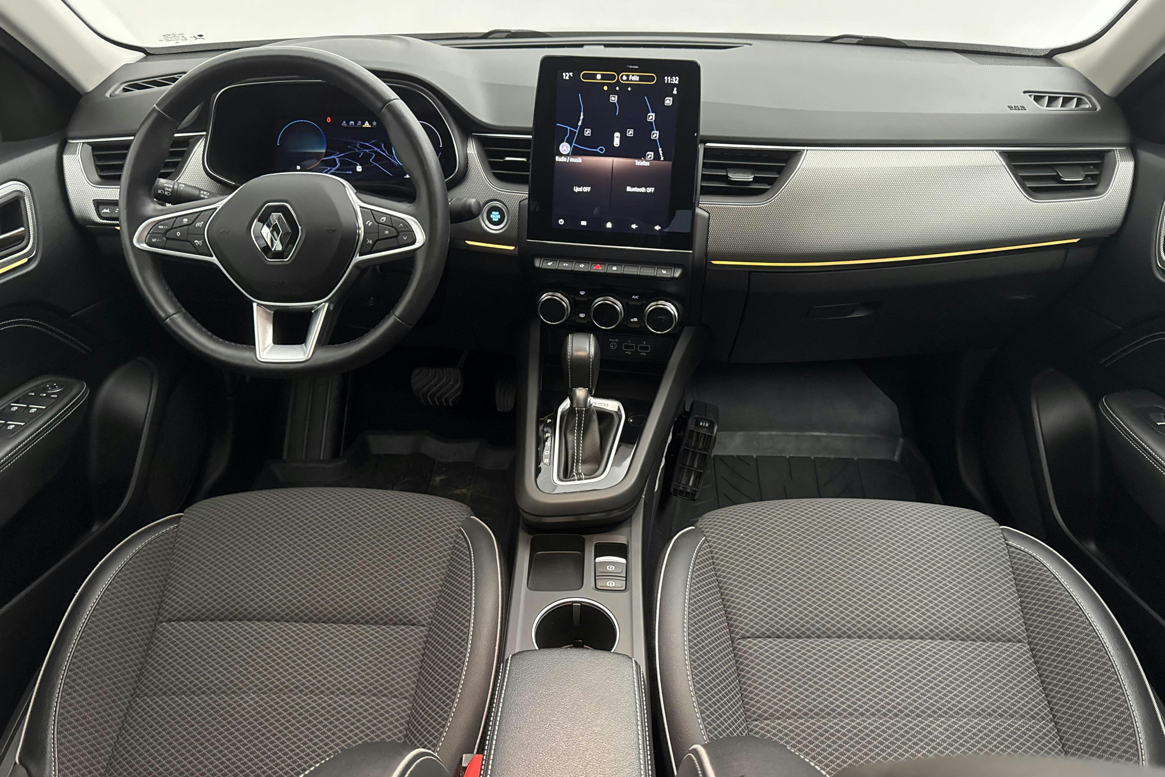 Renault Arkana E-tech (145hk) - 3 249 mil - Automat - svart - 2022