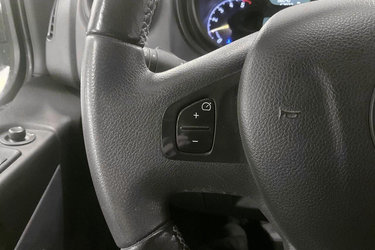 Opel Vivaro 1.6 CDTI (120hk) - 8 805 mil - Manuell - svart - 2015