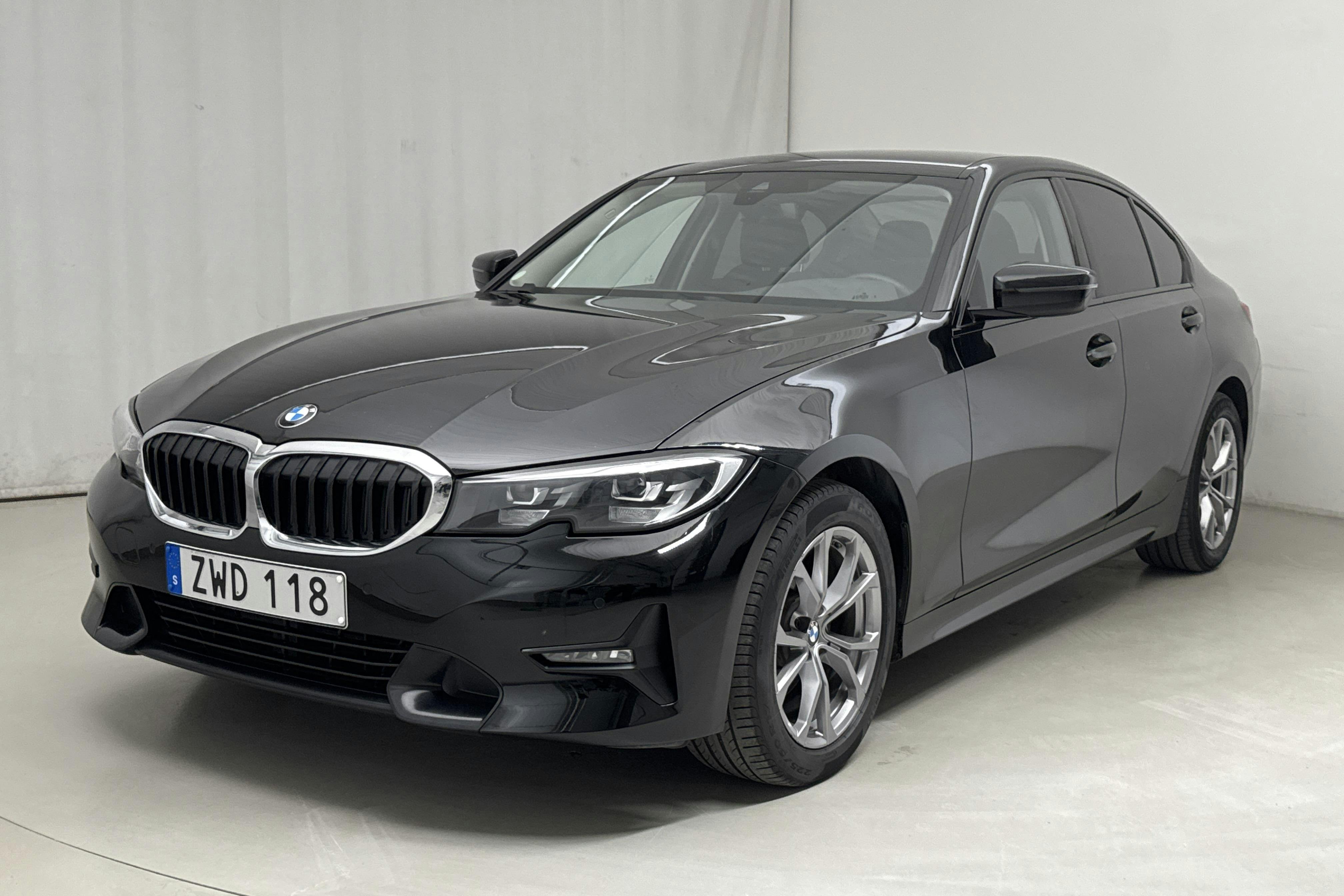BMW 320d xDrive Sedan, G20 (190hk+11hk) - 6 841 mil - Automat - svart - 2021