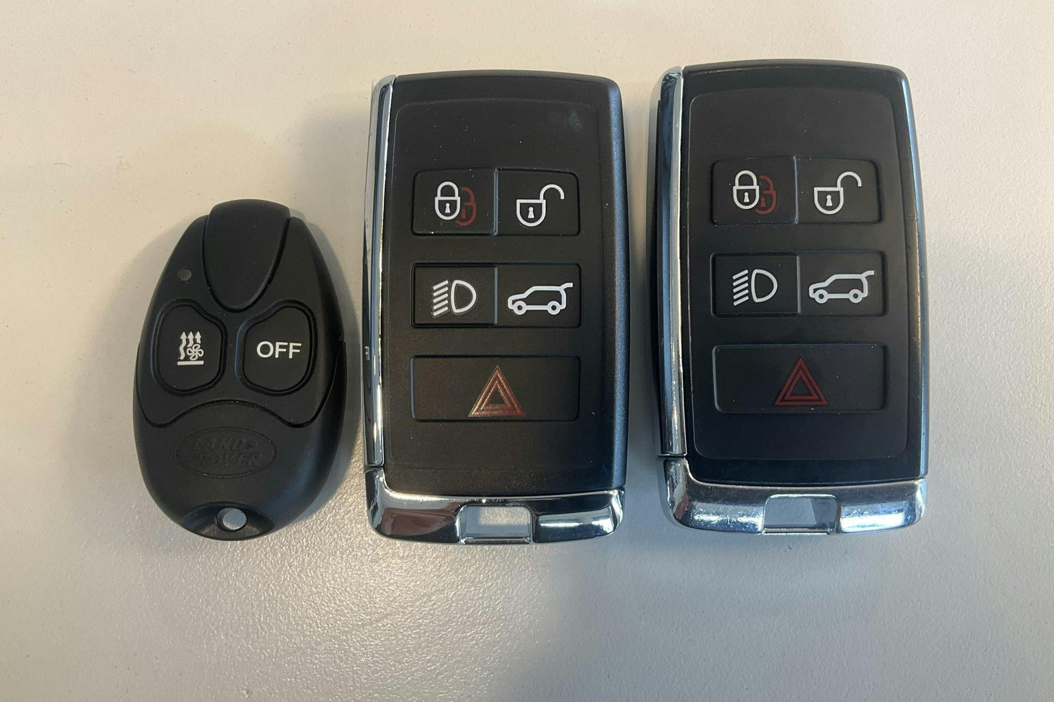 Esitlusfoto 24 aadressil 24: Land Rover Range Rover Sport P400e PHEV (400hk) - 135 760 km - Automaatne - must - 2019