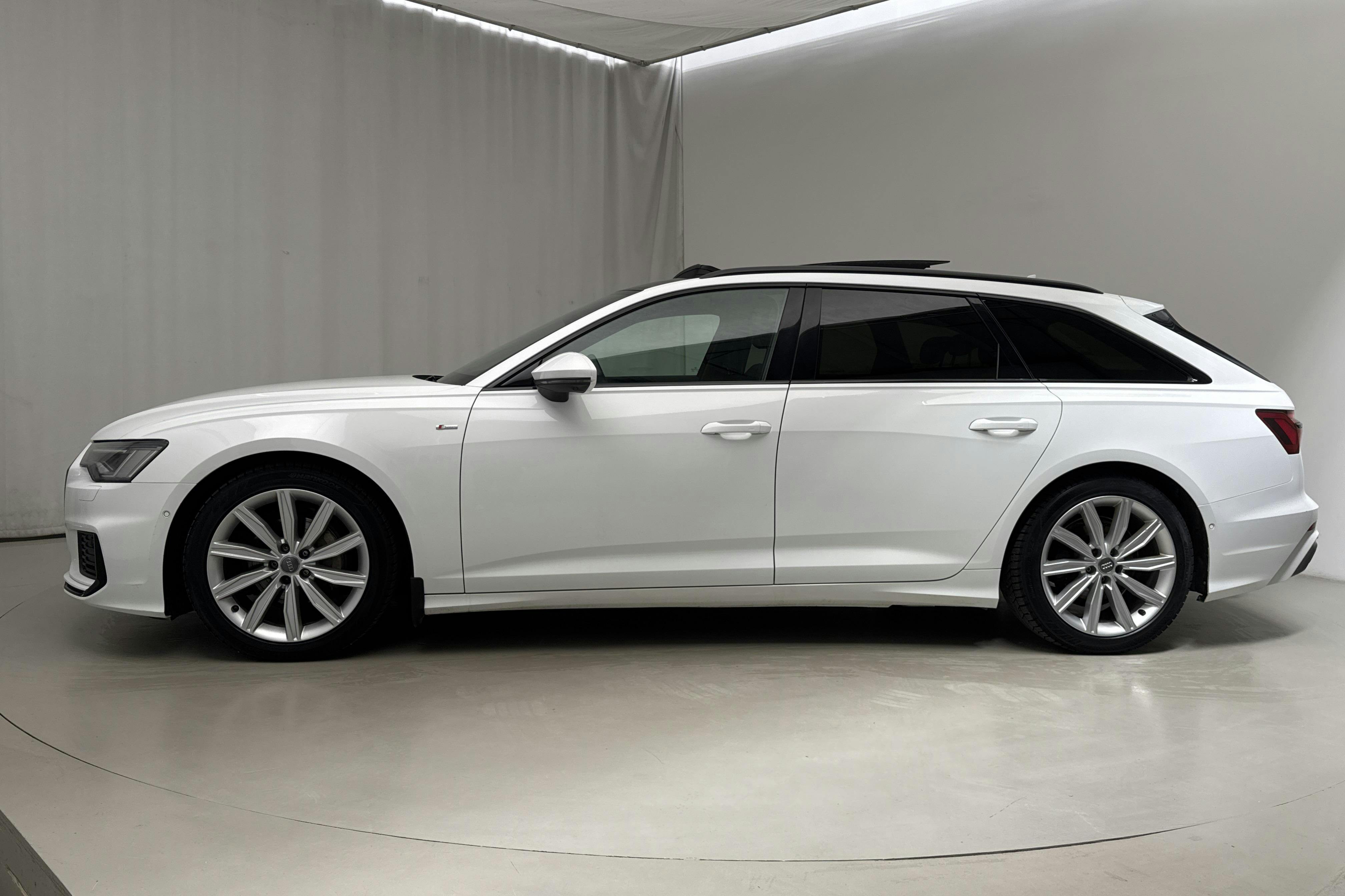 Audi A6 Avant 40 TDI quattro (204hk) - 10 089 mil - Automat - vit - 2019