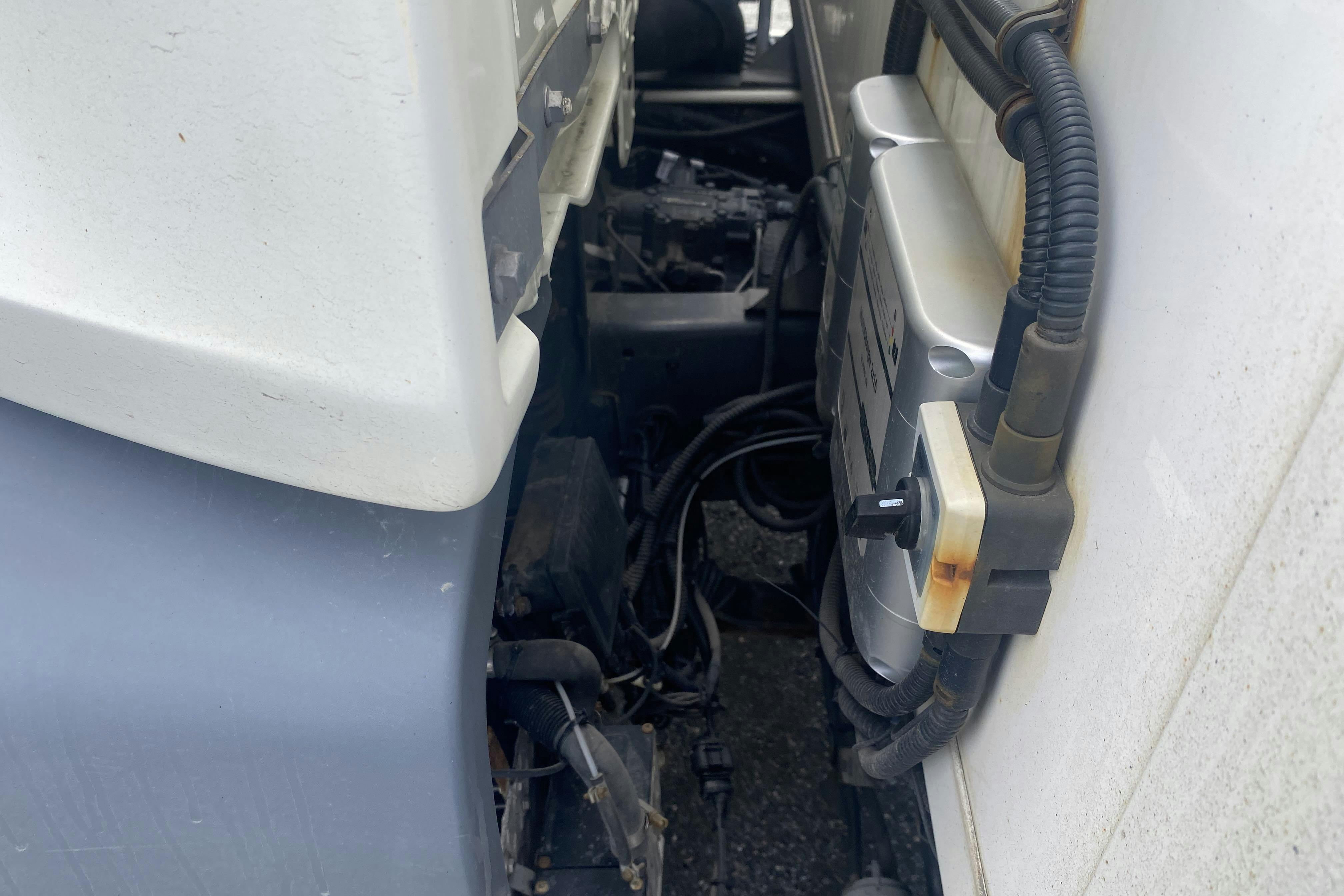 DAF FA LF290I - 189 145 km - Automat - vit - 2017