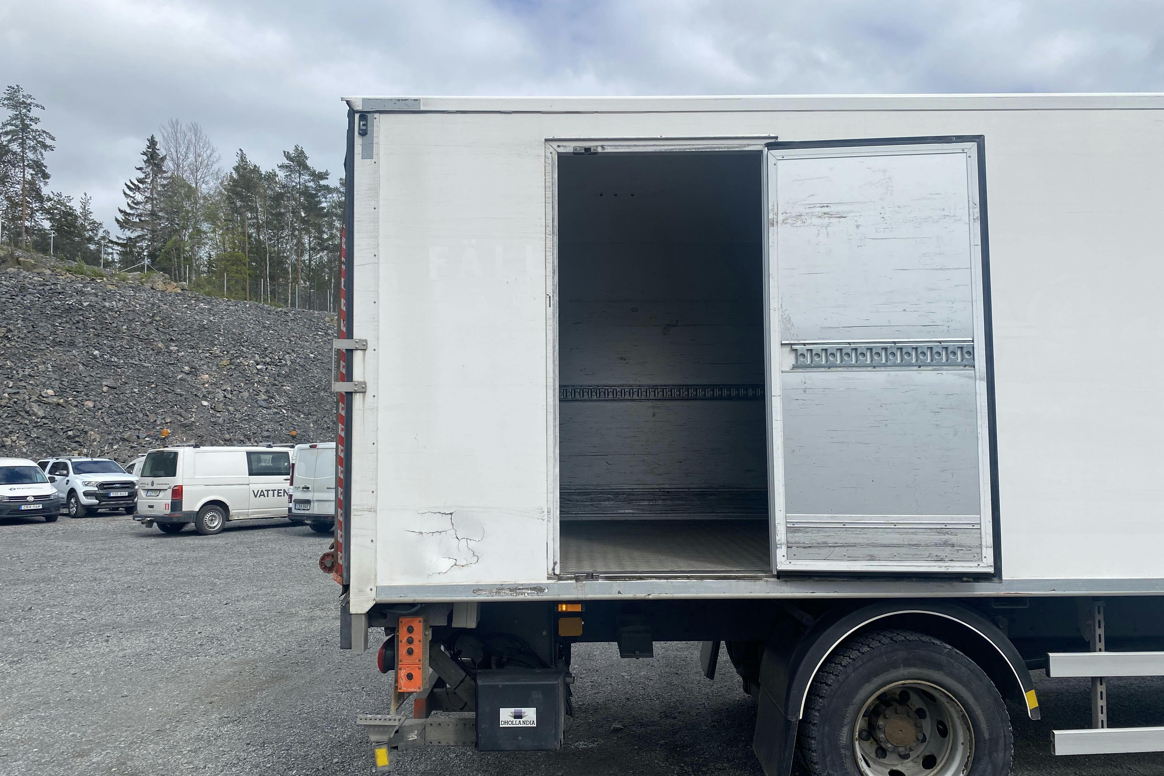 DAF FA LF290I - 189 145 km - Automat - vit - 2017