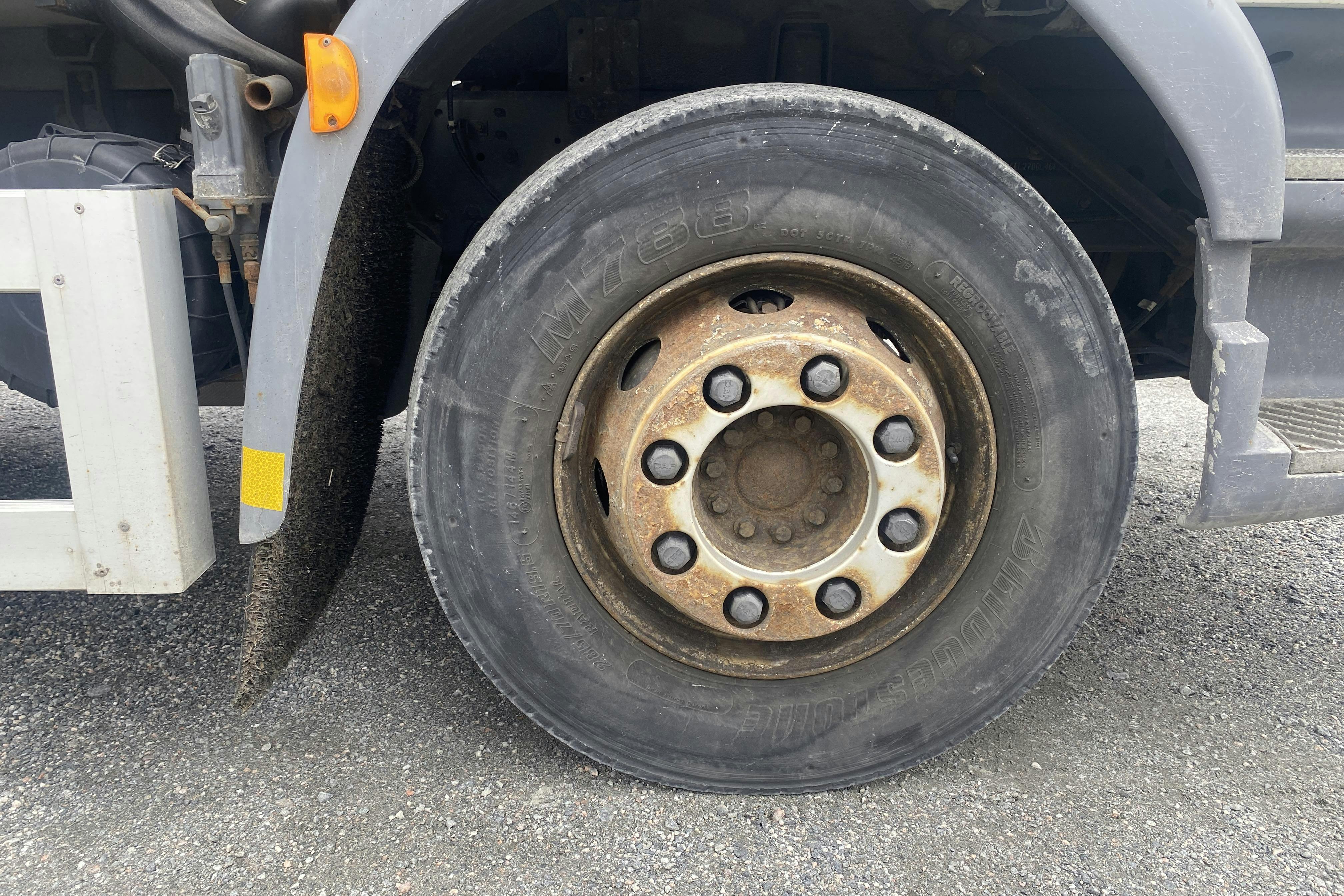 DAF FA LF290I - 189 145 km - Automat - vit - 2017