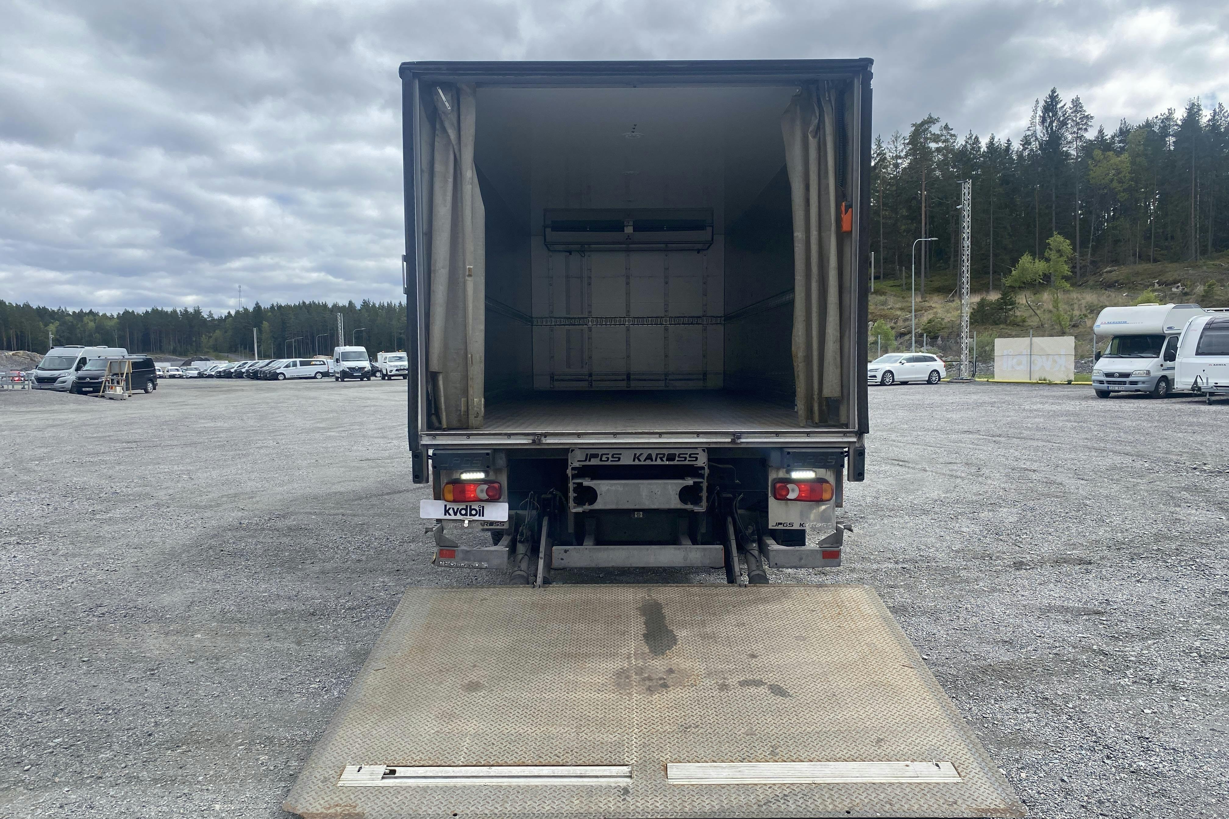 DAF FA LF290I - 189 145 km - Automat - vit - 2017