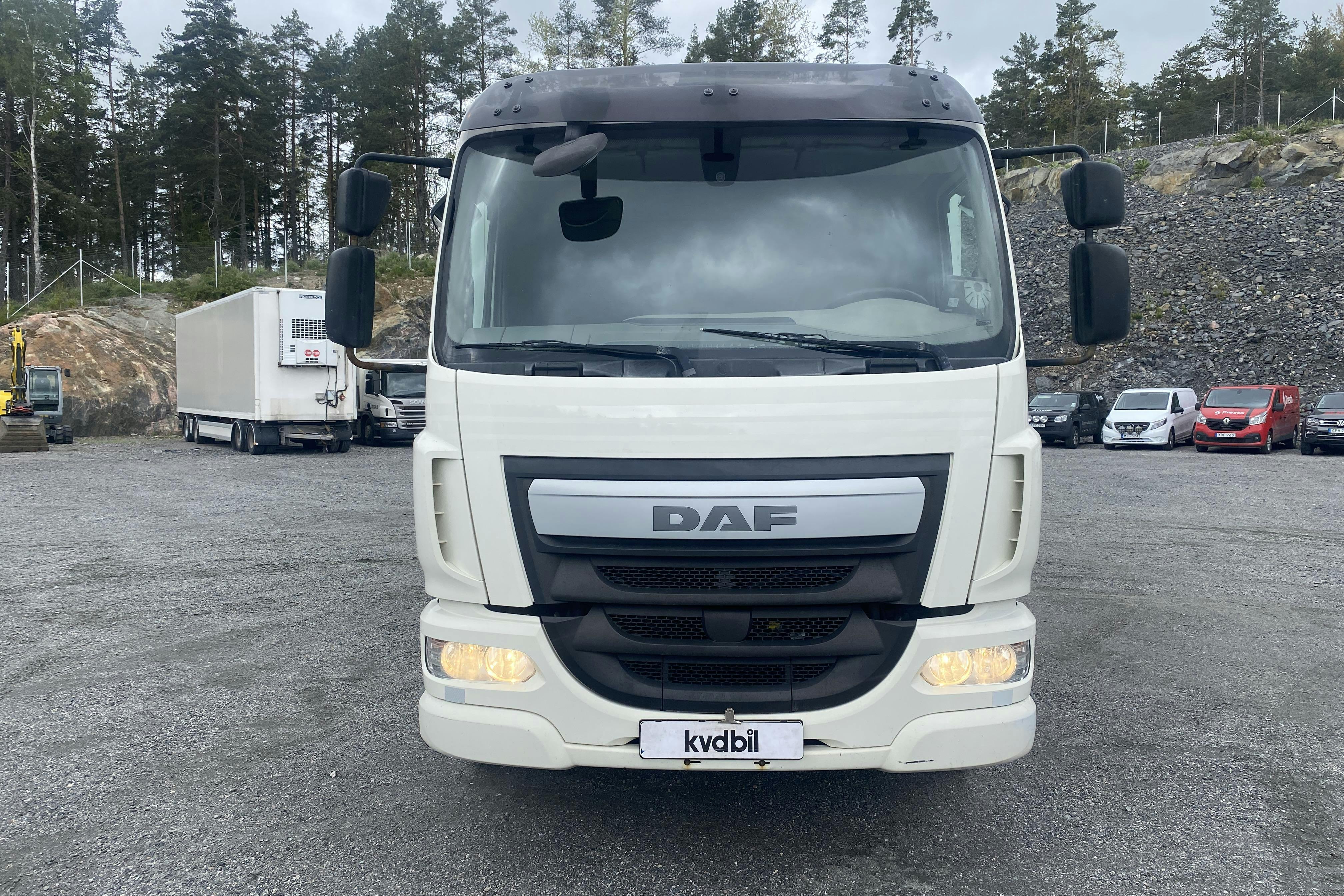 DAF FA LF290I - 189 145 km - Automat - vit - 2017