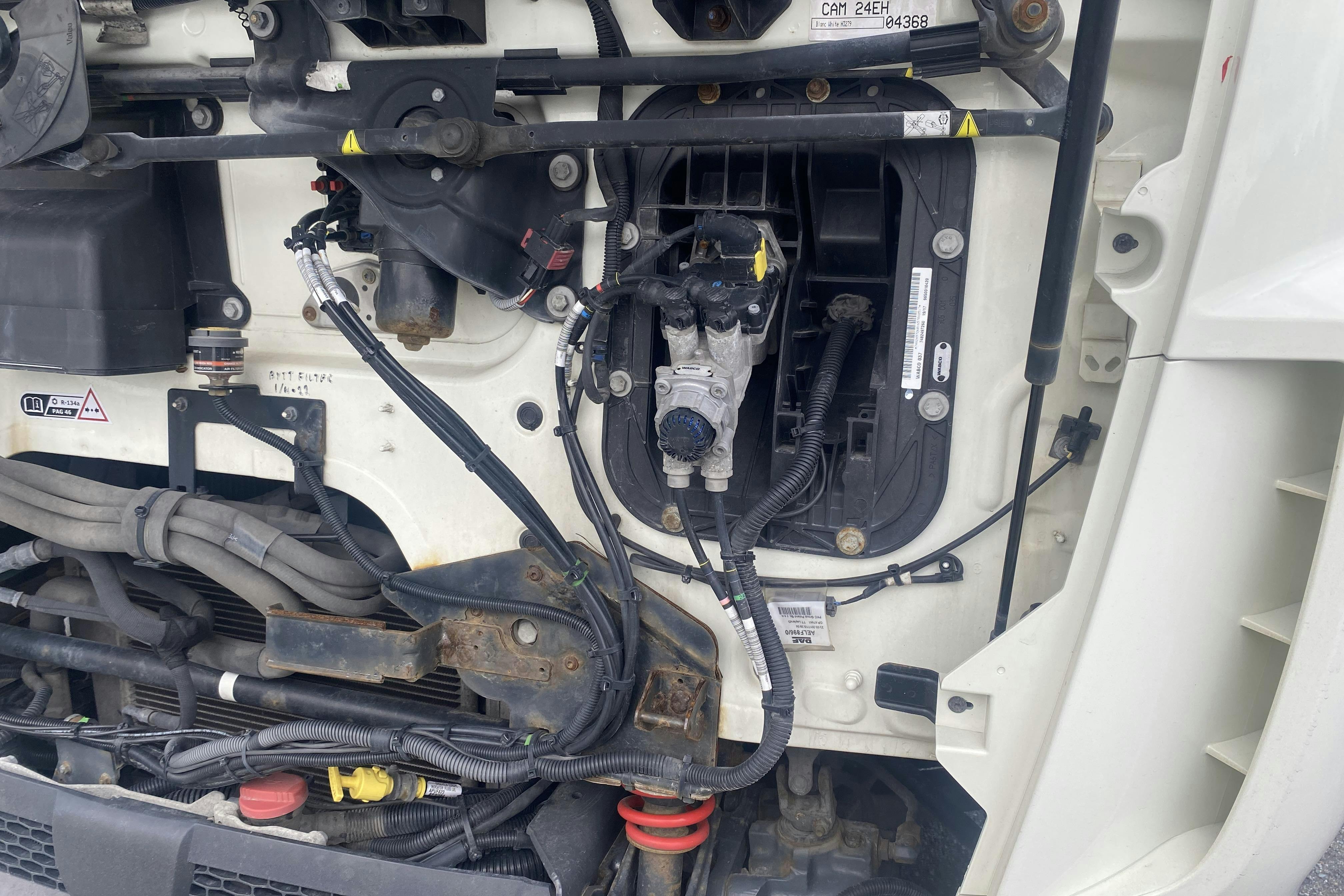 DAF FA LF290I - 189 145 km - Automat - vit - 2017