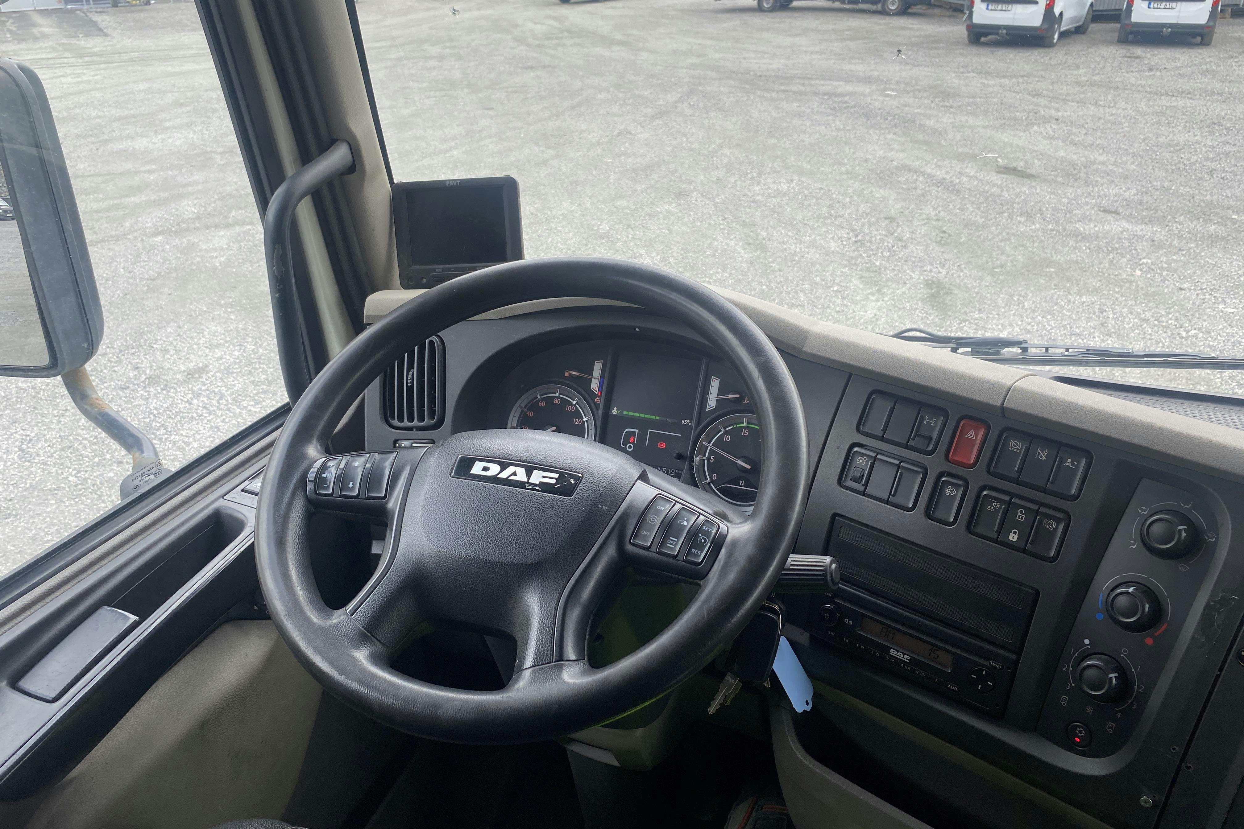 DAF FA LF290I - 189 145 km - Automat - vit - 2017