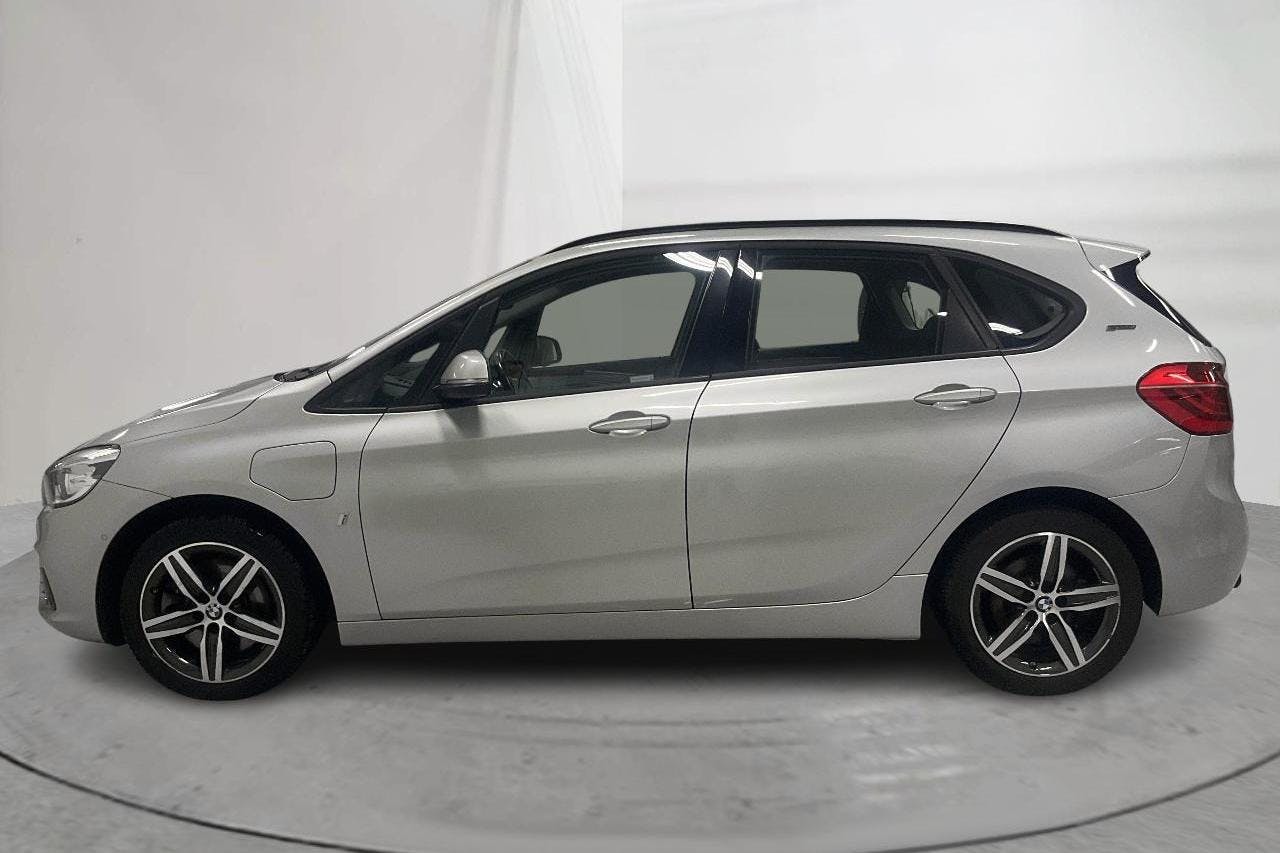BMW 225xe Active Tourer, F45 (224hk) - 11 654 mil - Automat - silver - 2018