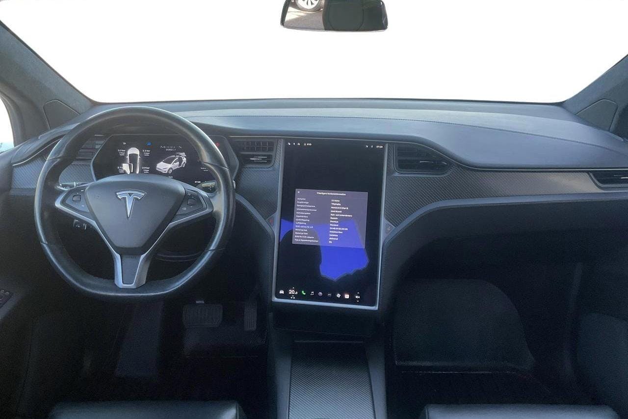 Tesla Model X 100D - 25 933 mil - Automat - vit - 2018