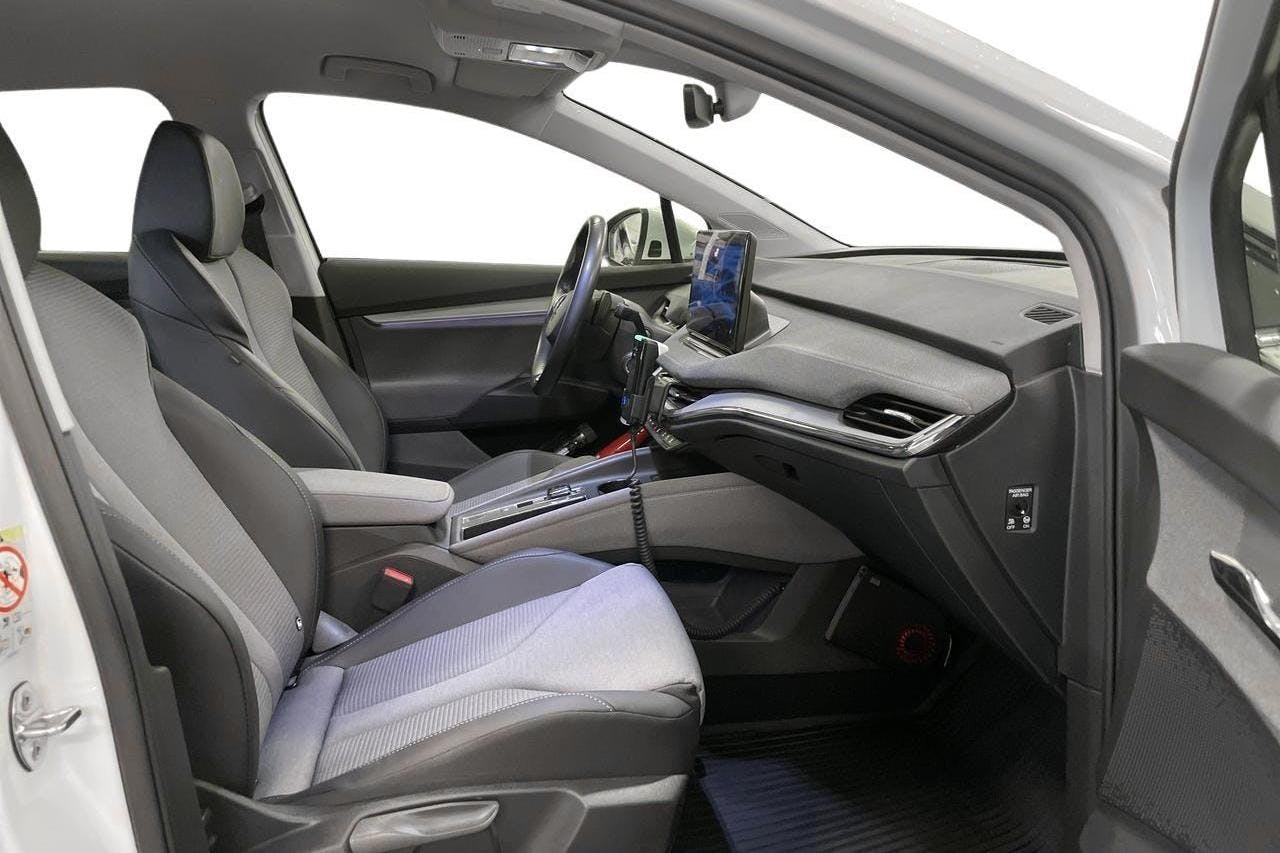 Skoda Enyaq 80x iV (265hk) - 4 538 mil - Automat - vit - 2022