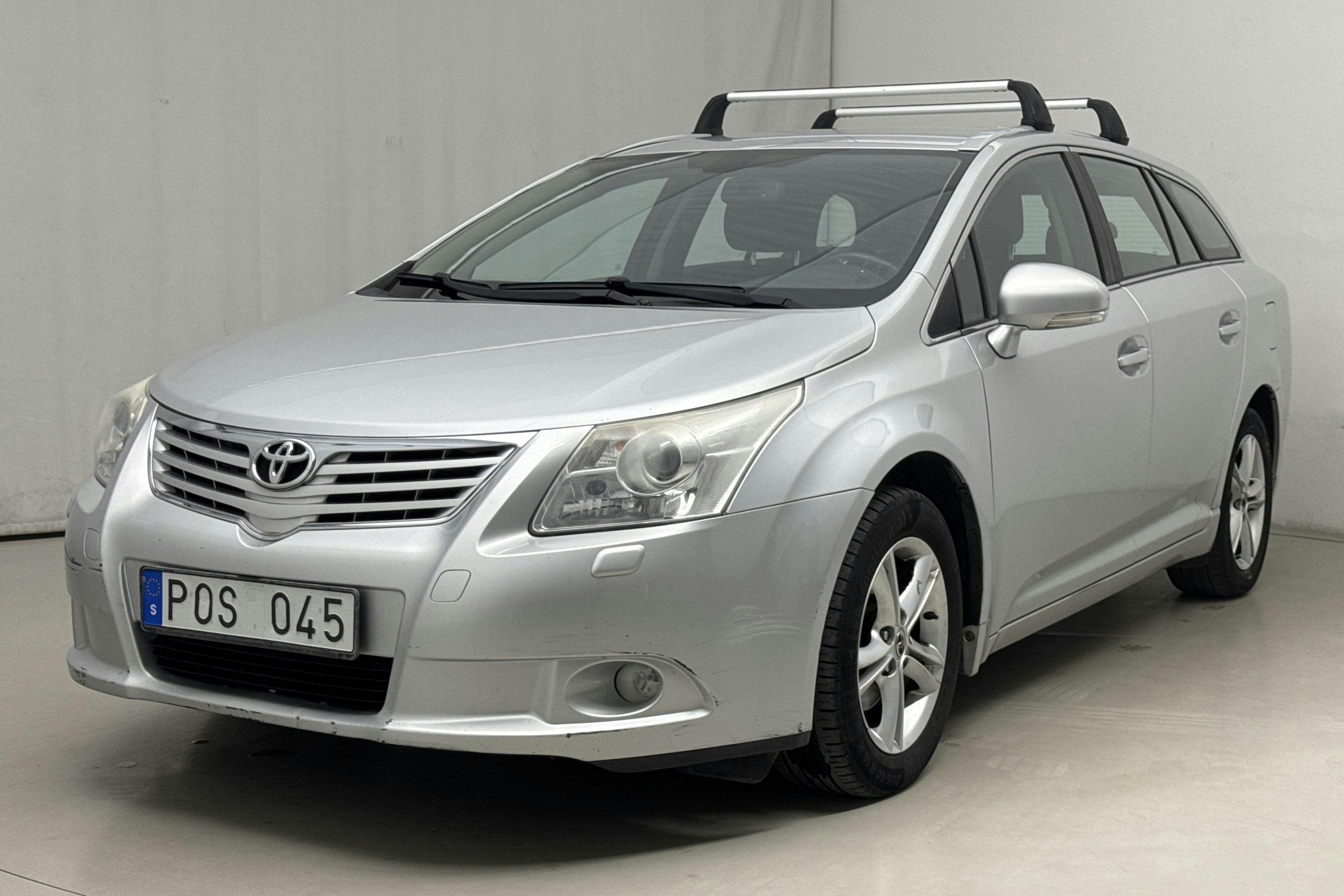 Toyota Avensis 2.0 Kombi (152hk) - 20 888 mil - Manuell - silver - 2009