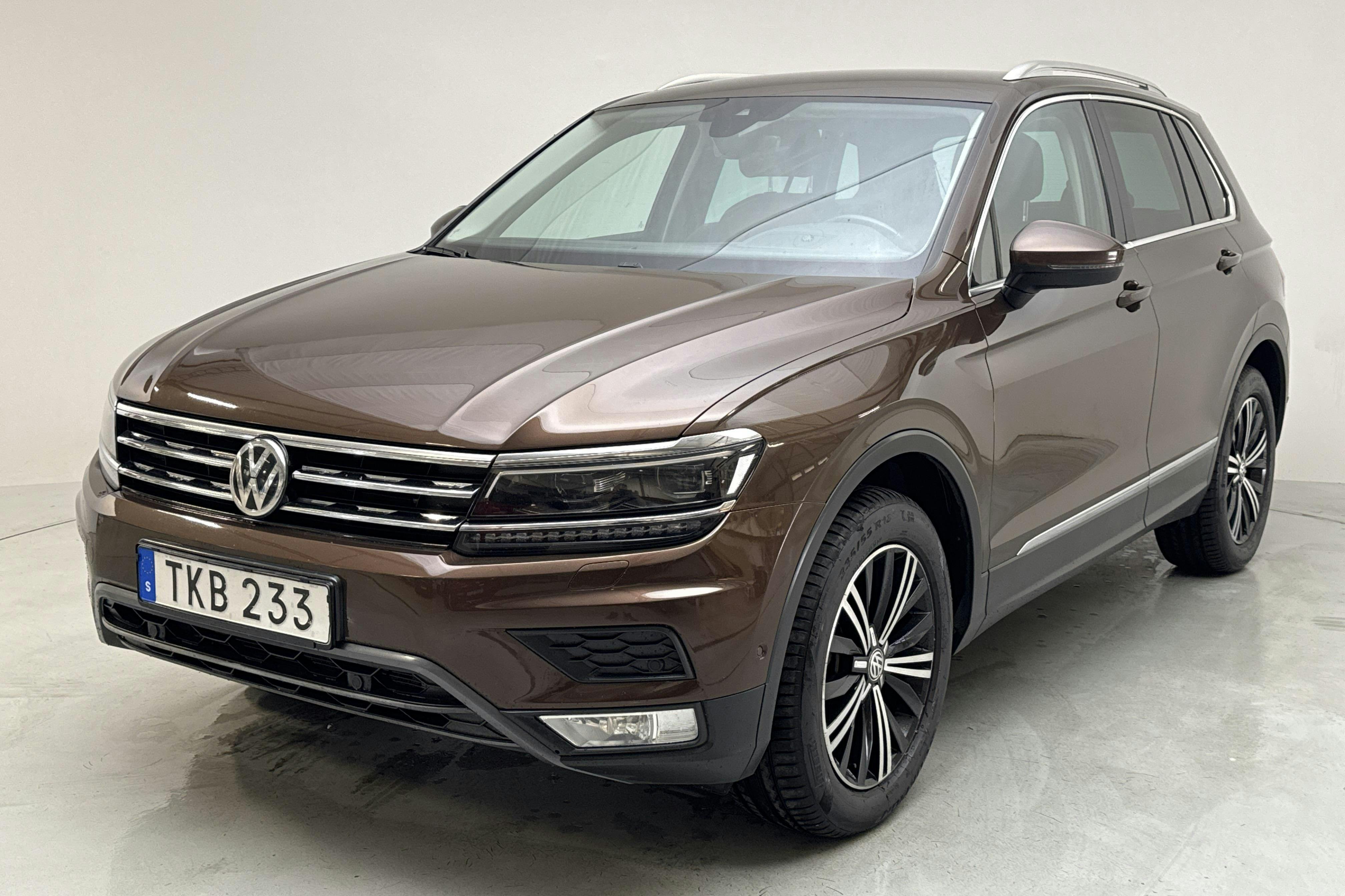 VW Tiguan 2.0 TDI 4MOTION (190hk) - 175 800 km - Automaatne - Dark Brown - 2017