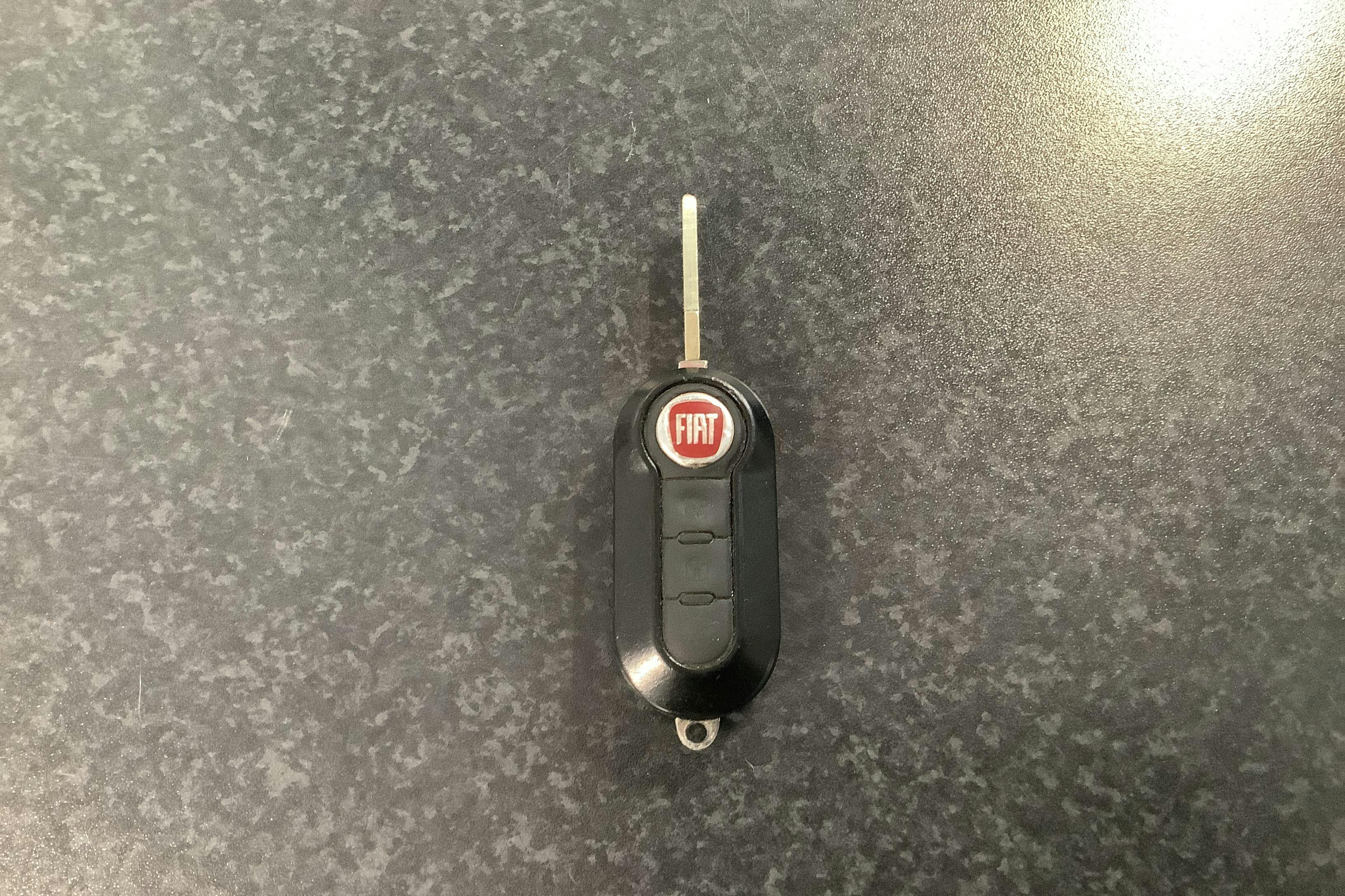 Fiat 500 1.2 (69hk) - 107 540 km - Manual - red - 2012