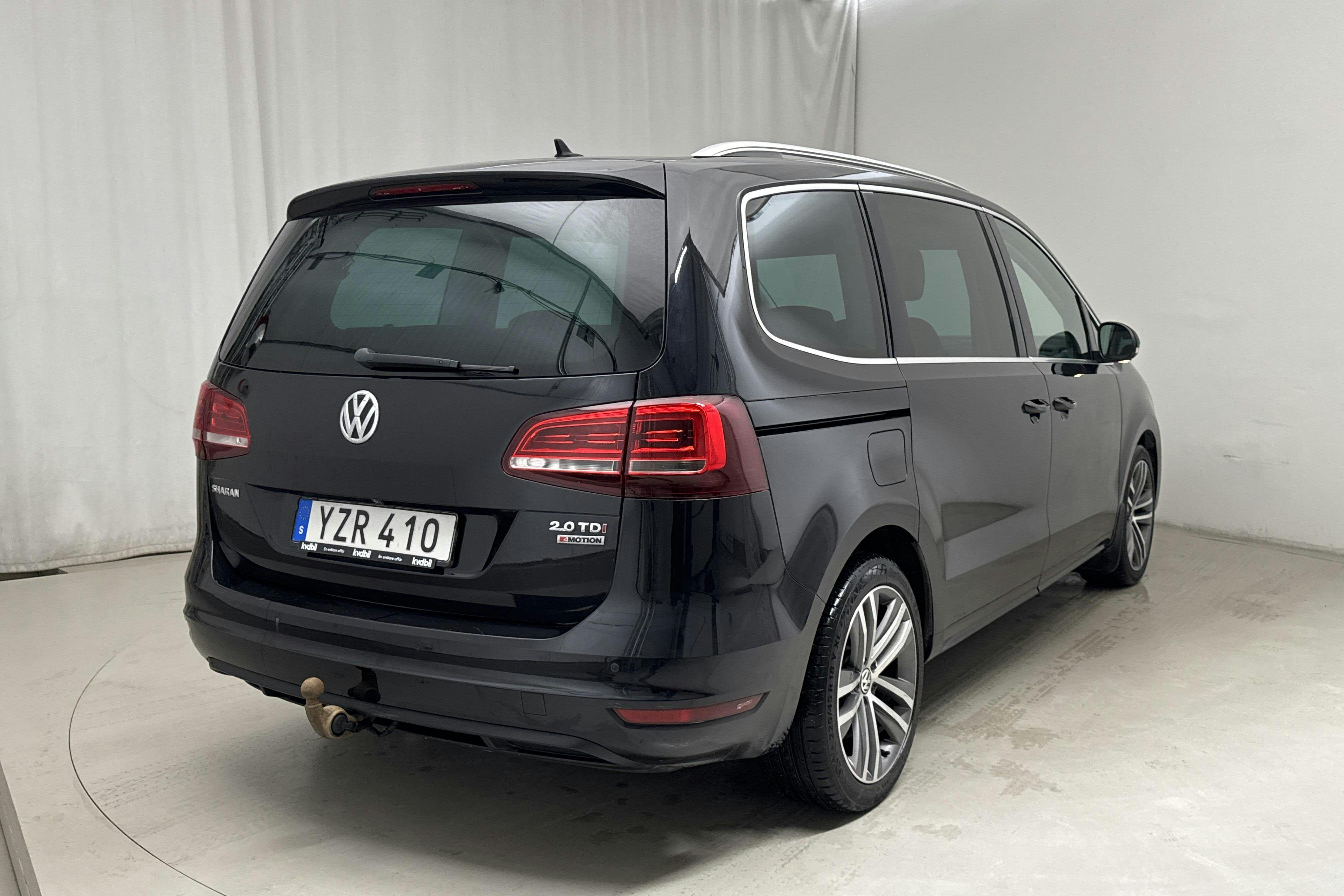 VW Sharan 2.0 TDI 4Motion (184hk) - 22 616 mil - Automat - svart - 2018