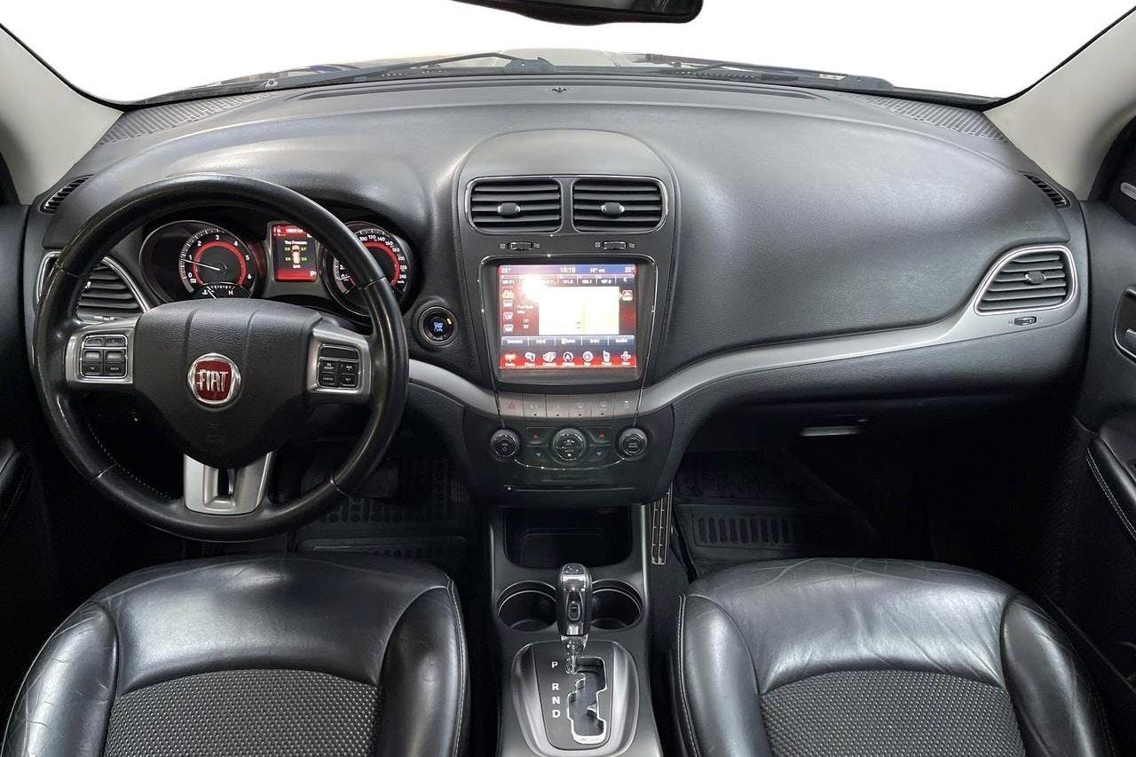Fiat Freemont 2.0 Multijet AWD (170hk) - 19 504 mil - Automat - svart - 2015