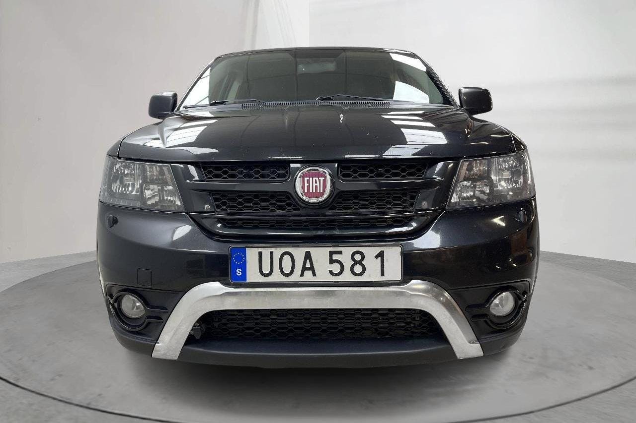 Fiat Freemont 2.0 Multijet AWD (170hk) - 19 504 mil - Automat - svart - 2015