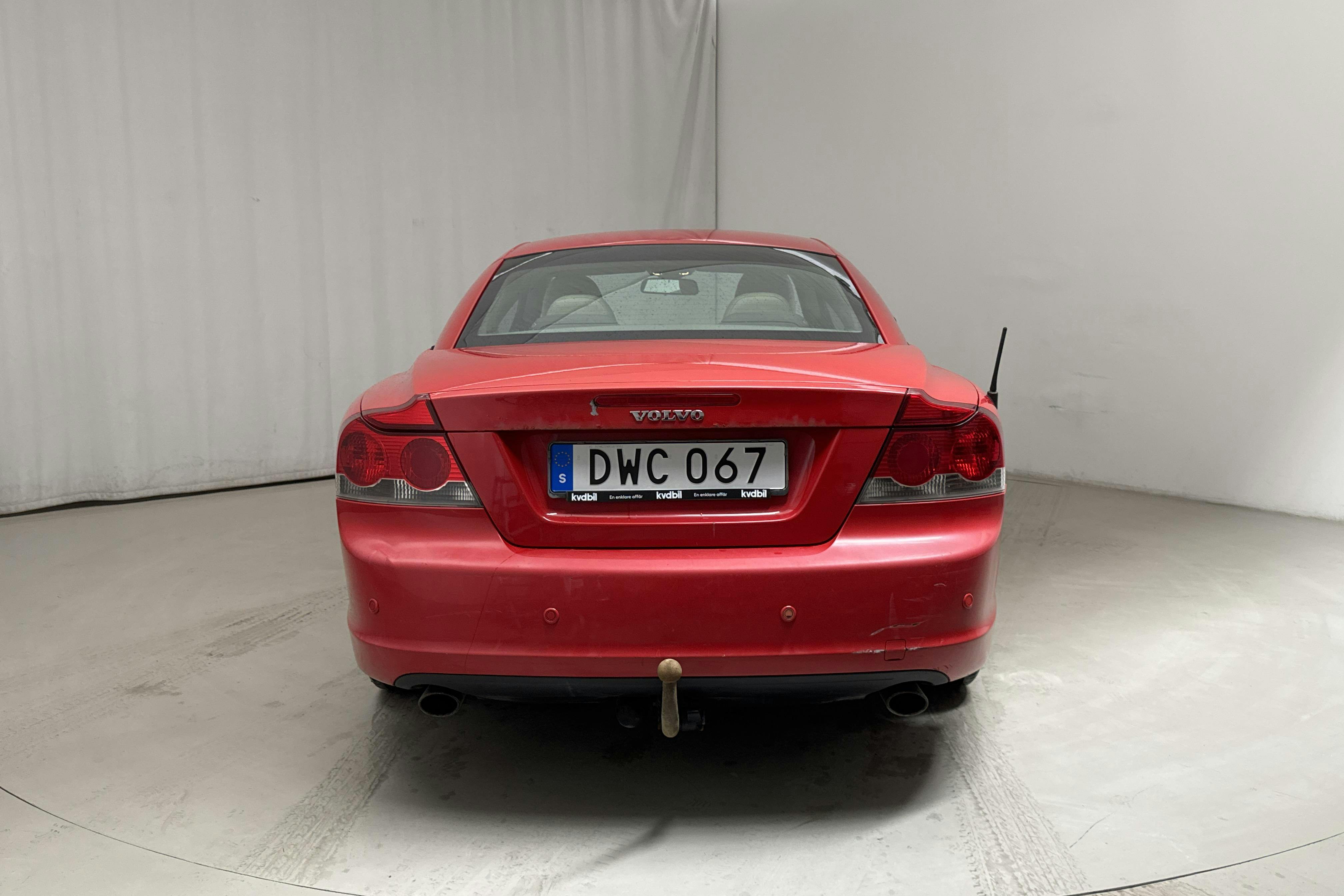 Volvo C70 D5 Cabriolet (180hk) - 33 265 mil - Automat - röd - 2007