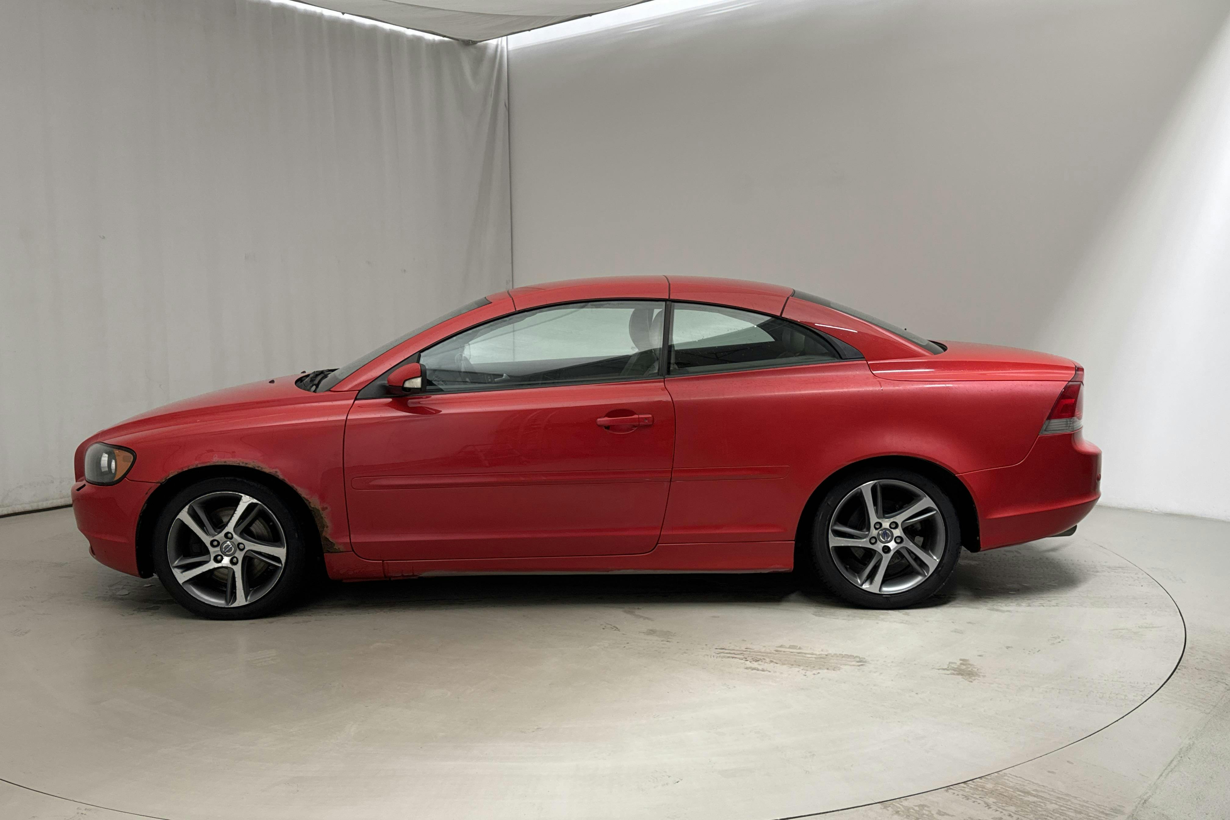 Volvo C70 D5 Cabriolet (180hk) - 33 265 mil - Automat - röd - 2007