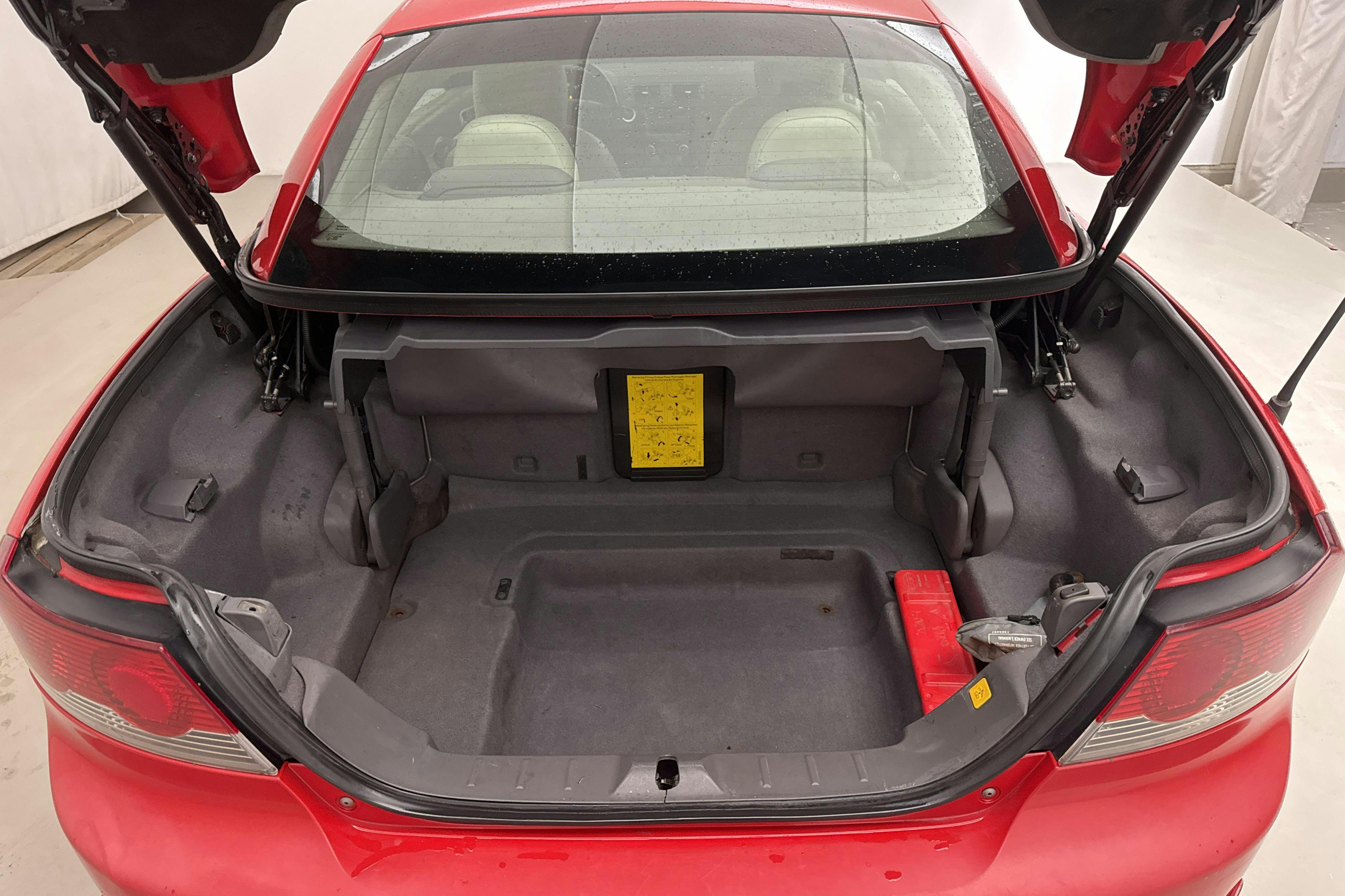 Volvo C70 D5 Cabriolet (180hk) - 33 265 mil - Automat - röd - 2007