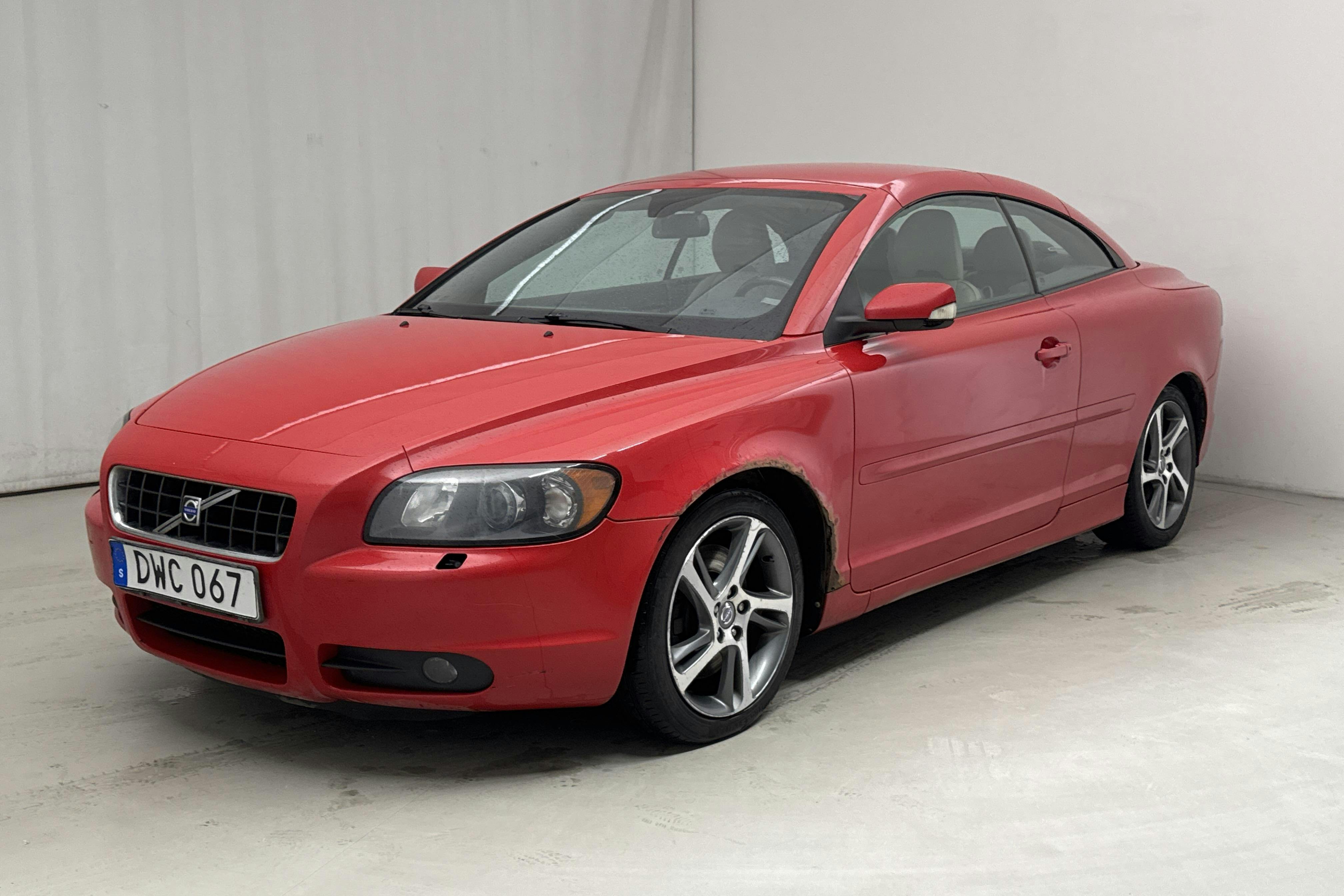 Volvo C70 D5 Cabriolet (180hk) - 33 265 mil - Automat - röd - 2007