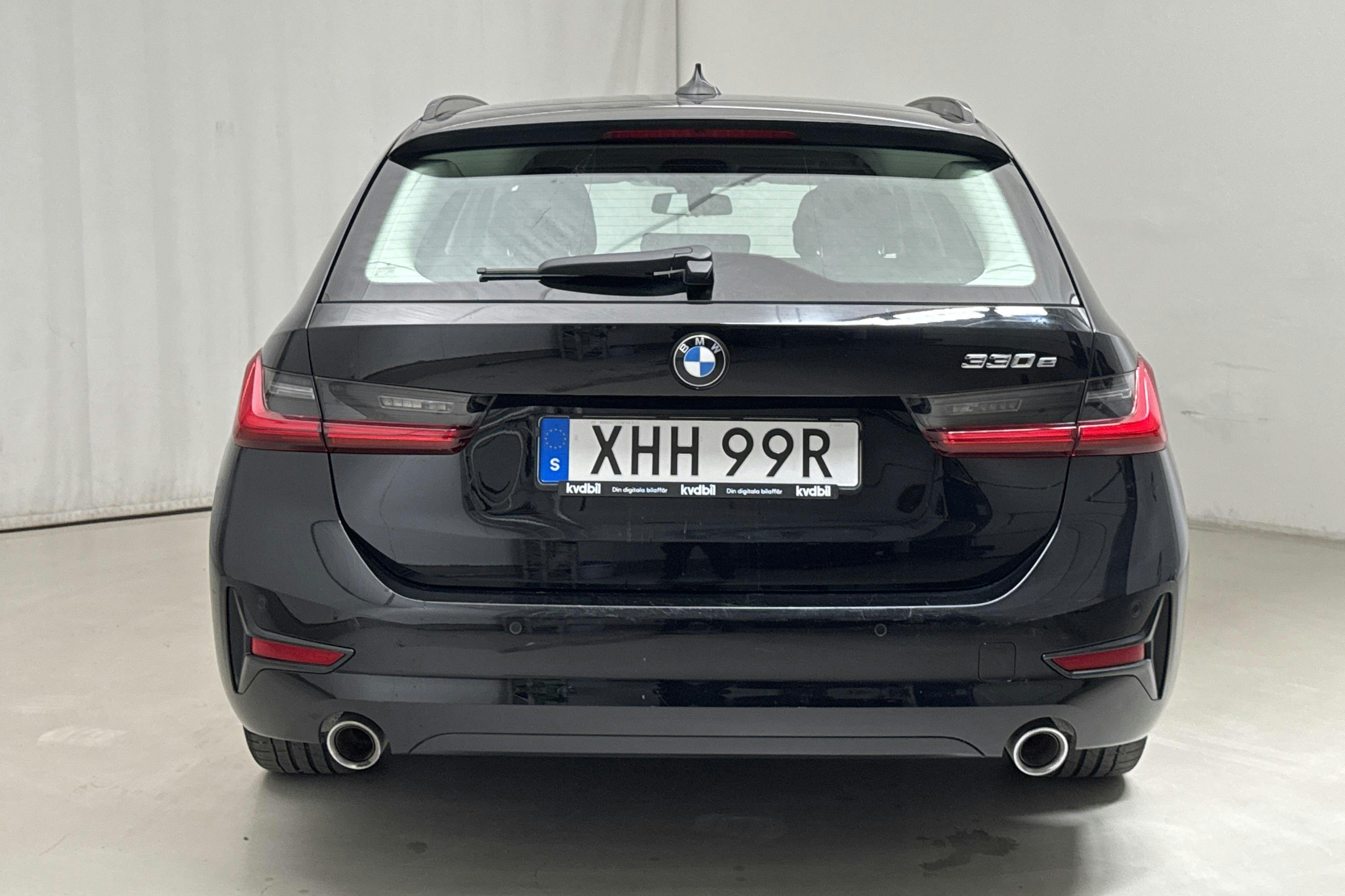 BMW 330e Touring, G21 (292hk) - 5 120 mil - Automat - svart - 2021