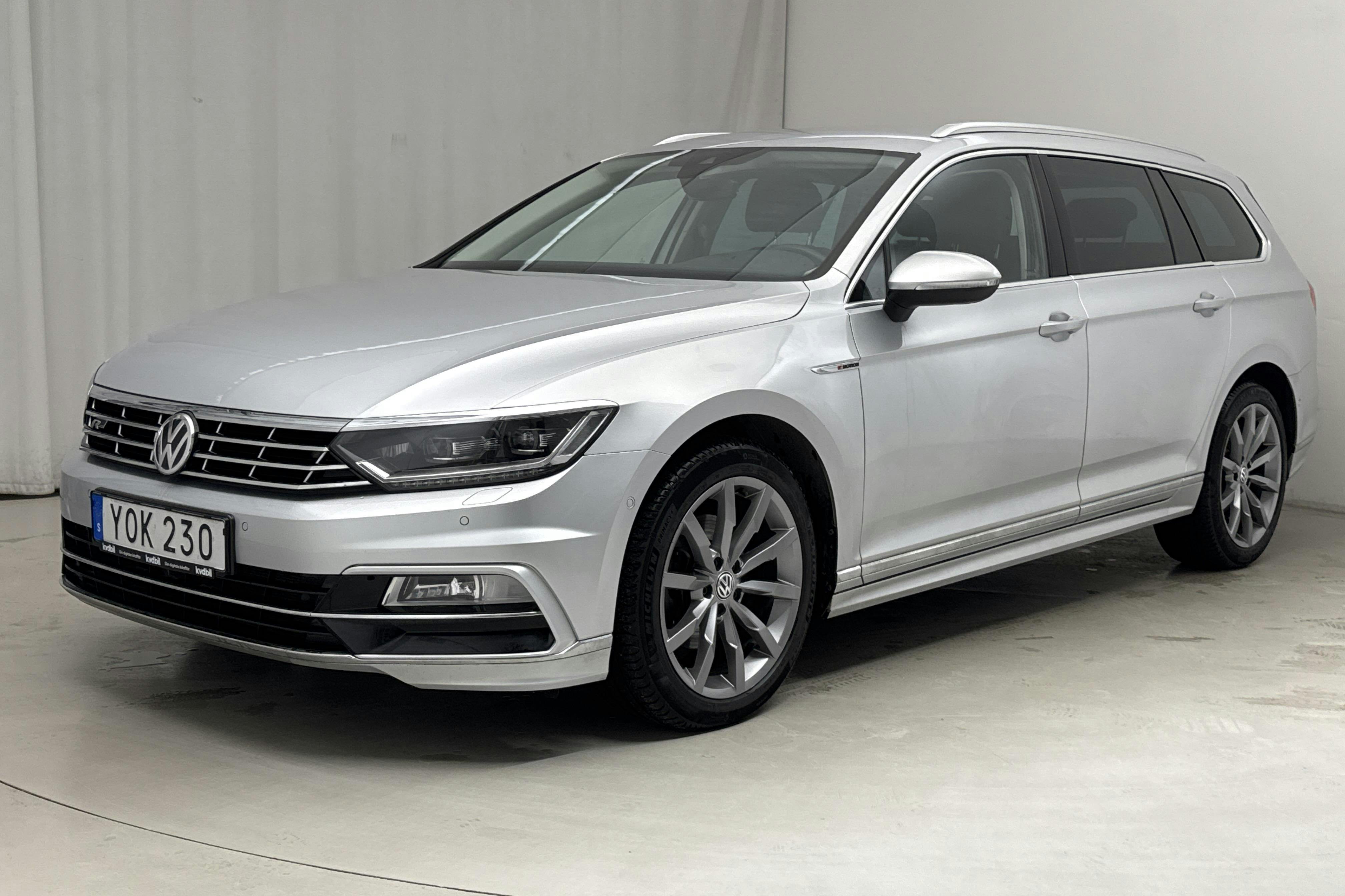 VW Passat 2.0 TDI Sportscombi 4MOTION (190hk) - 174 490 km - Automaatne - hõbe - 2018