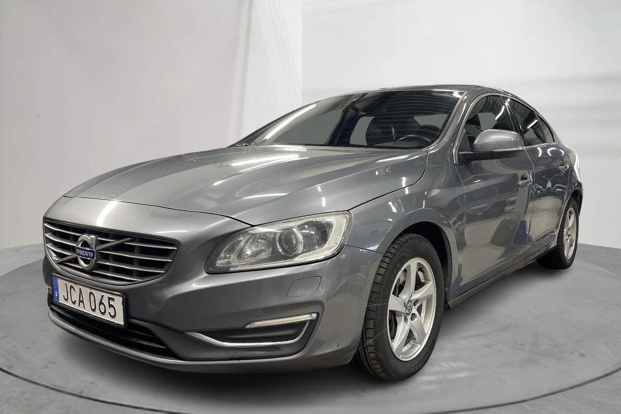 Volvo S60 D4 AWD (190hk) - 230 840 km - Automaattinen - harmaa - 2016