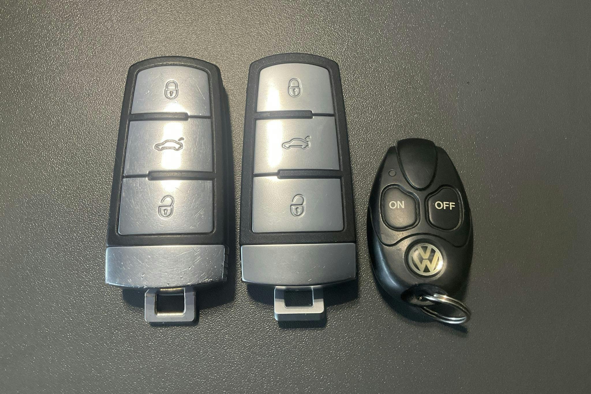 VW Passat 2.0 TDI BlueMotion Technology Variant 4Motion (170hk) - 22 309 mil - Automat - silver - 2013