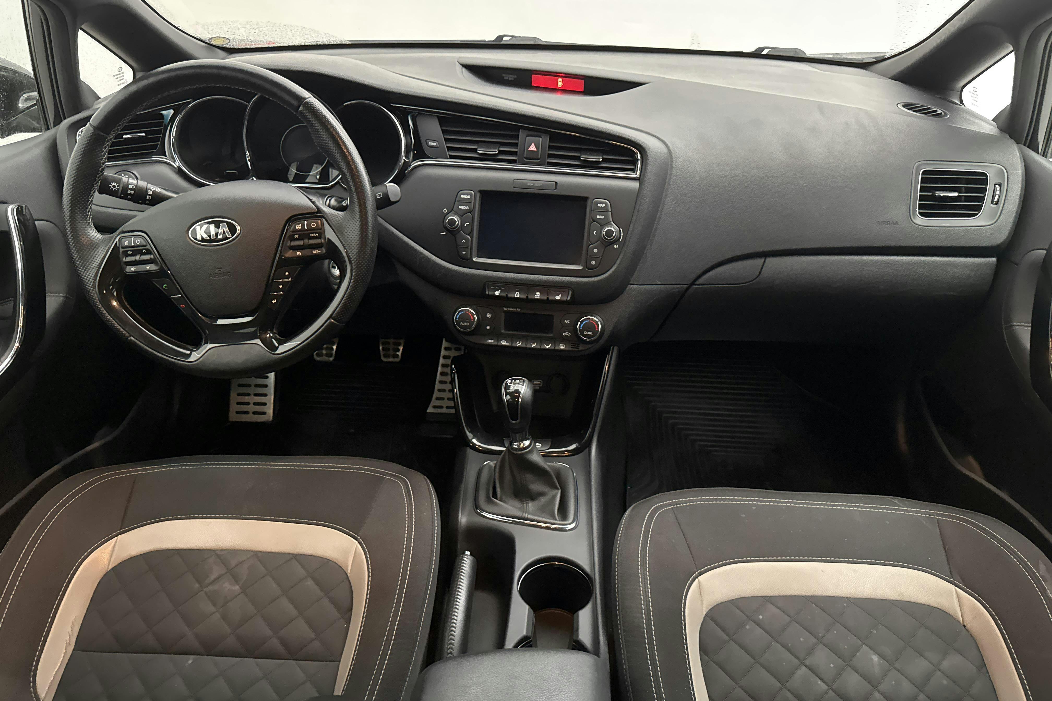 KIA Cee'd 1.6 CRDi SW (136hk) - 8 530 mil - Manuell - svart - 2016