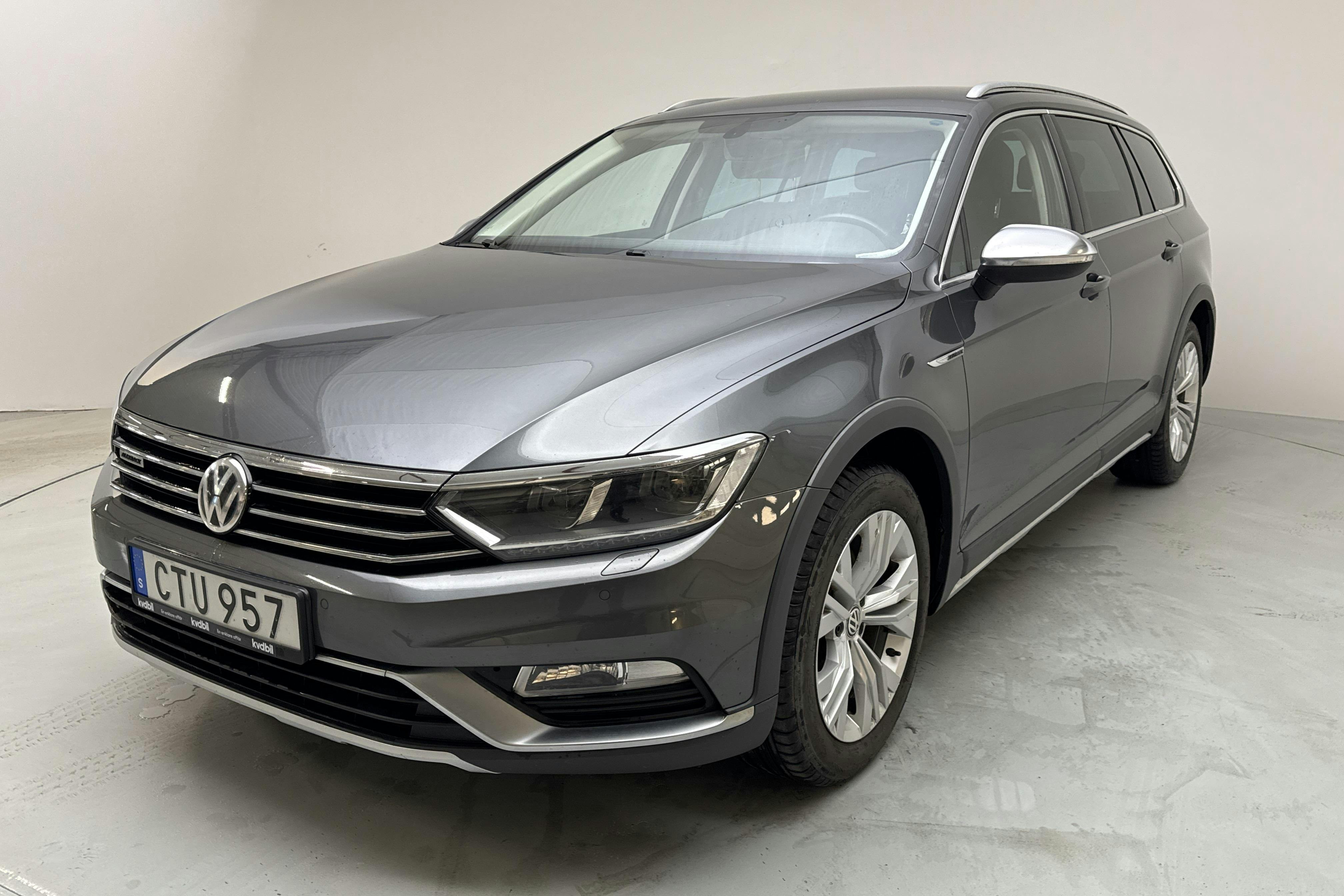 VW Passat Alltrack 2.0 TDI 4MOTION (190hk) - 11 739 mil - Automat - Dark Grey - 2016